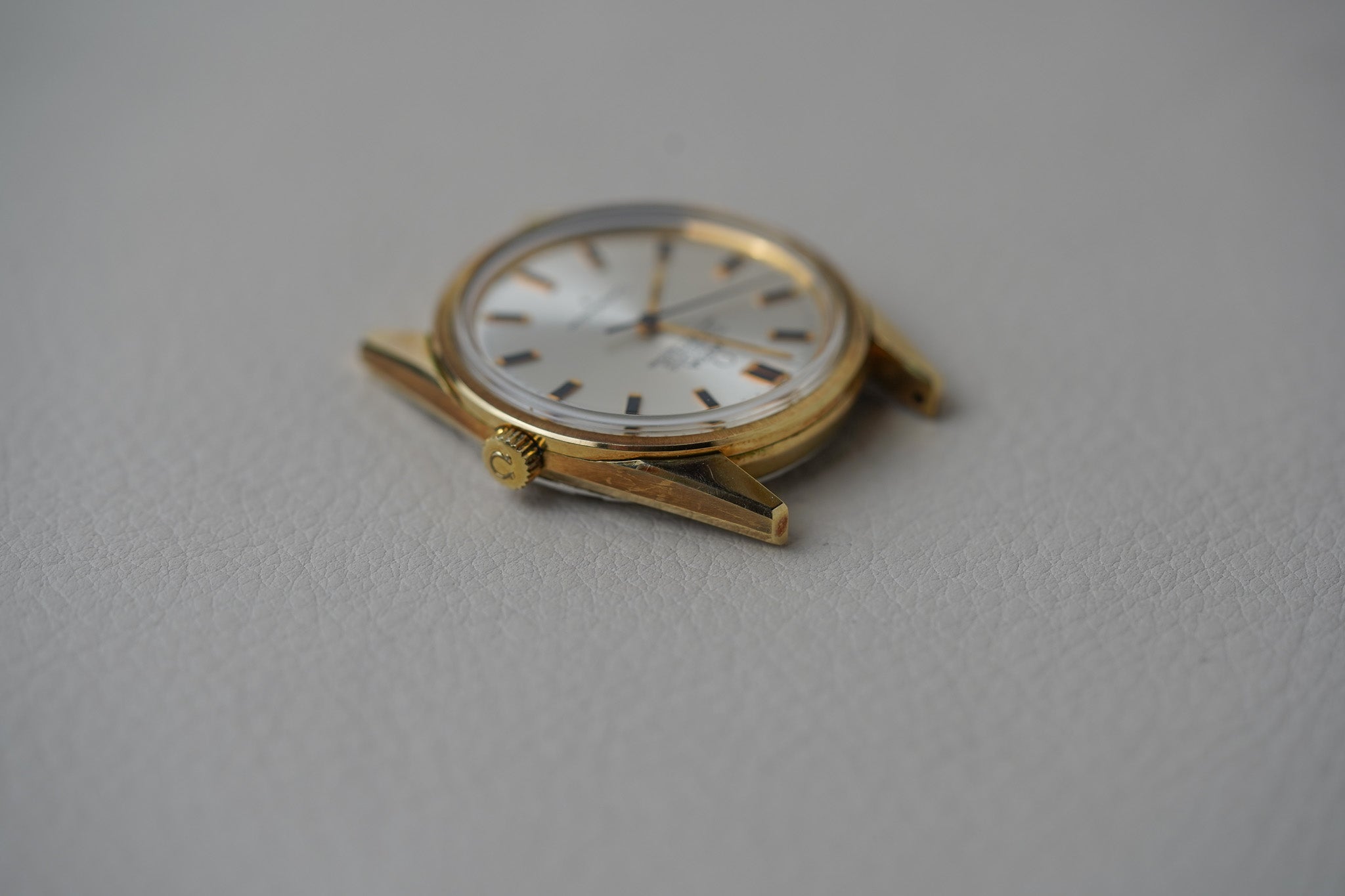 1968 Omega Constellation Ultra-Thin Starburst Opaline Silver 167.021