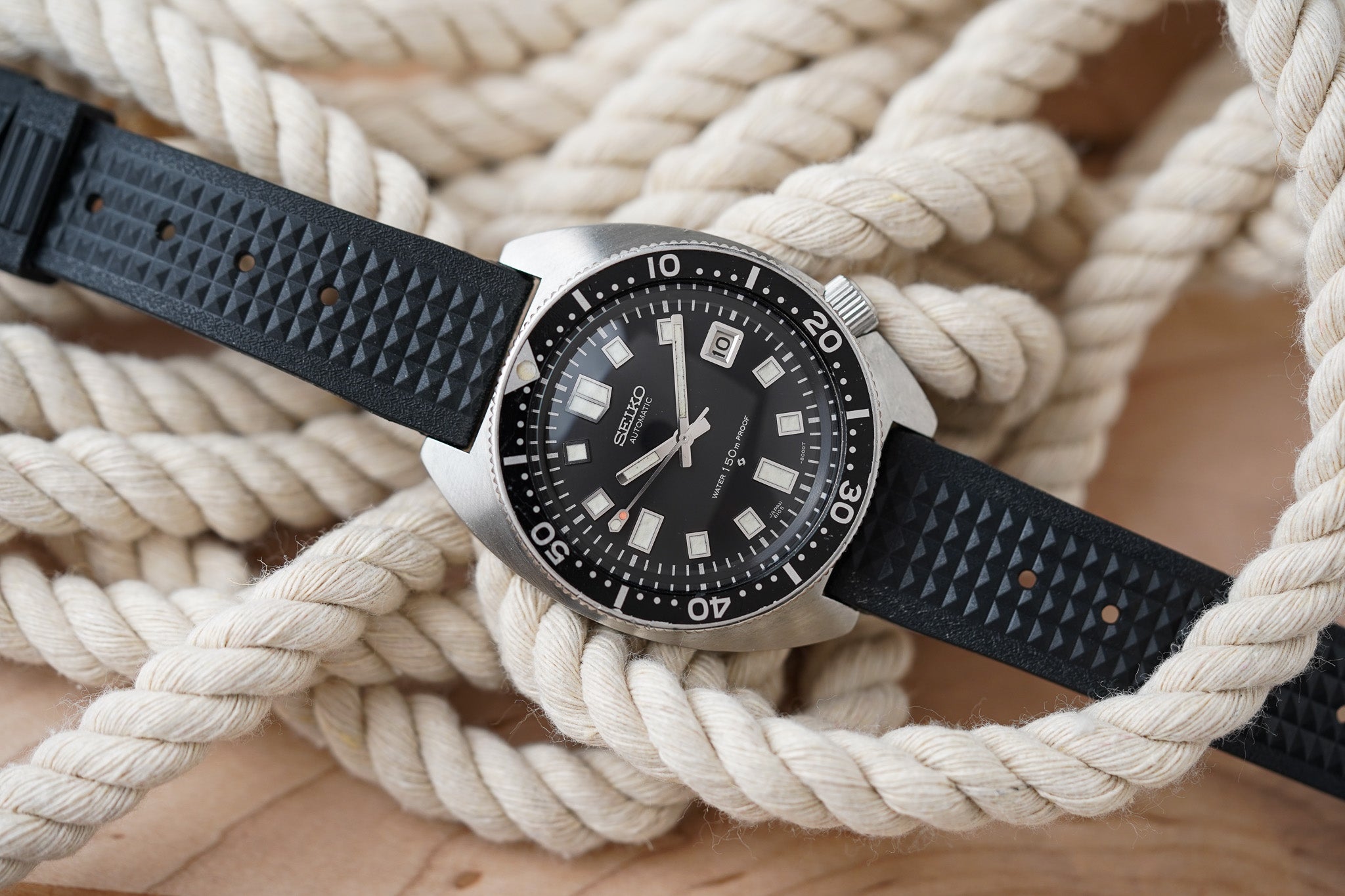 satomin様 ⑪H. 1969 Seiko 'Slim Turtle' 6105-8000 – Belmont Watches