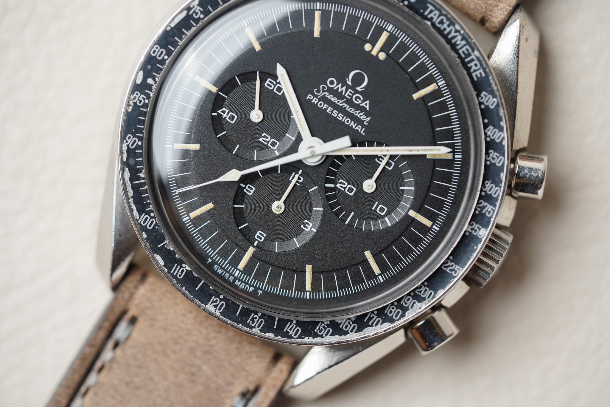 1971 Omega Speedmaster 'Straight Writing' 145022-69 ST
