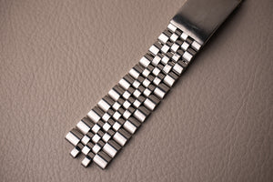 1973 Rolex Datejust 1603 'Non Luminous Silver Linen Dial'