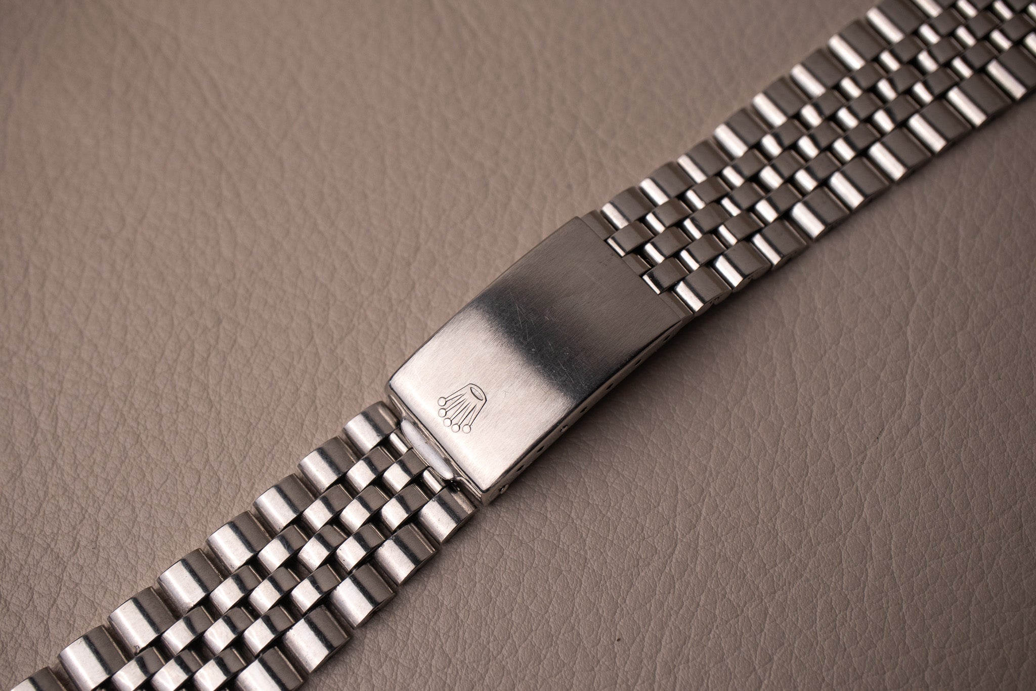 1973 Rolex Datejust 1603 'Non Luminous Silver Linen Dial'