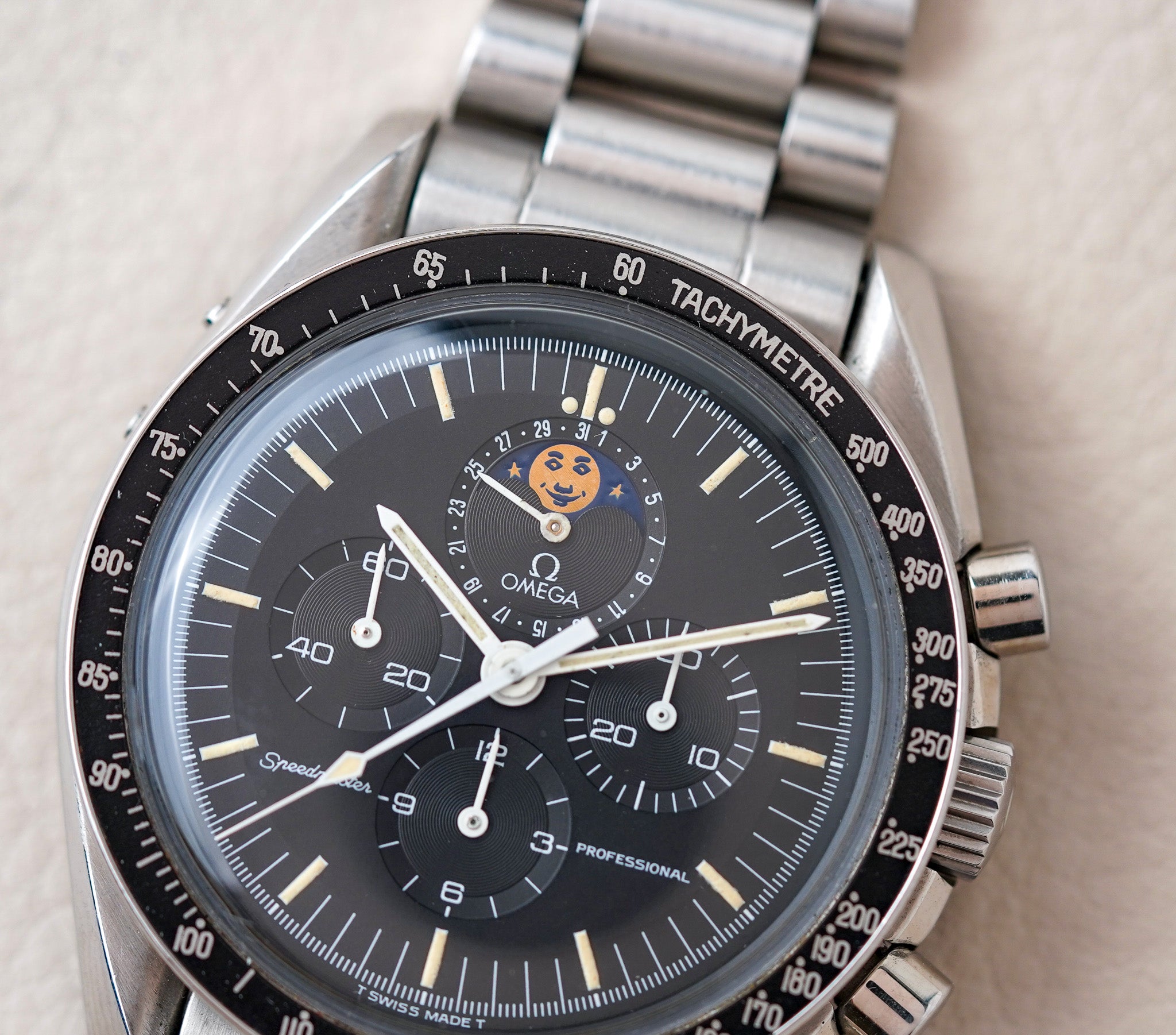 moon様 1985 Omega Speedymoon 'Smiley Moon' 345.0809 Speedmaster – Belmont