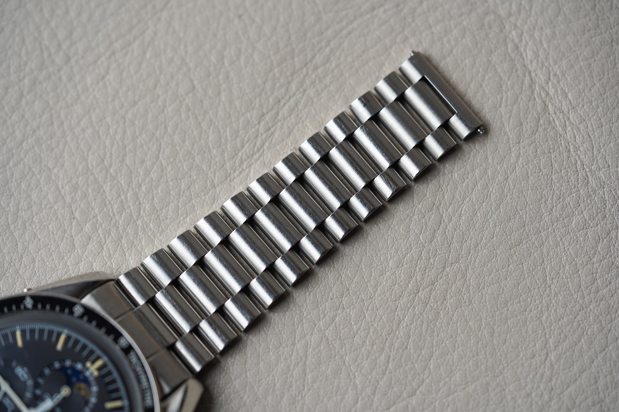 1985 Omega Speedymoon 'Smiley Moon' 345.0809 Speedmaster