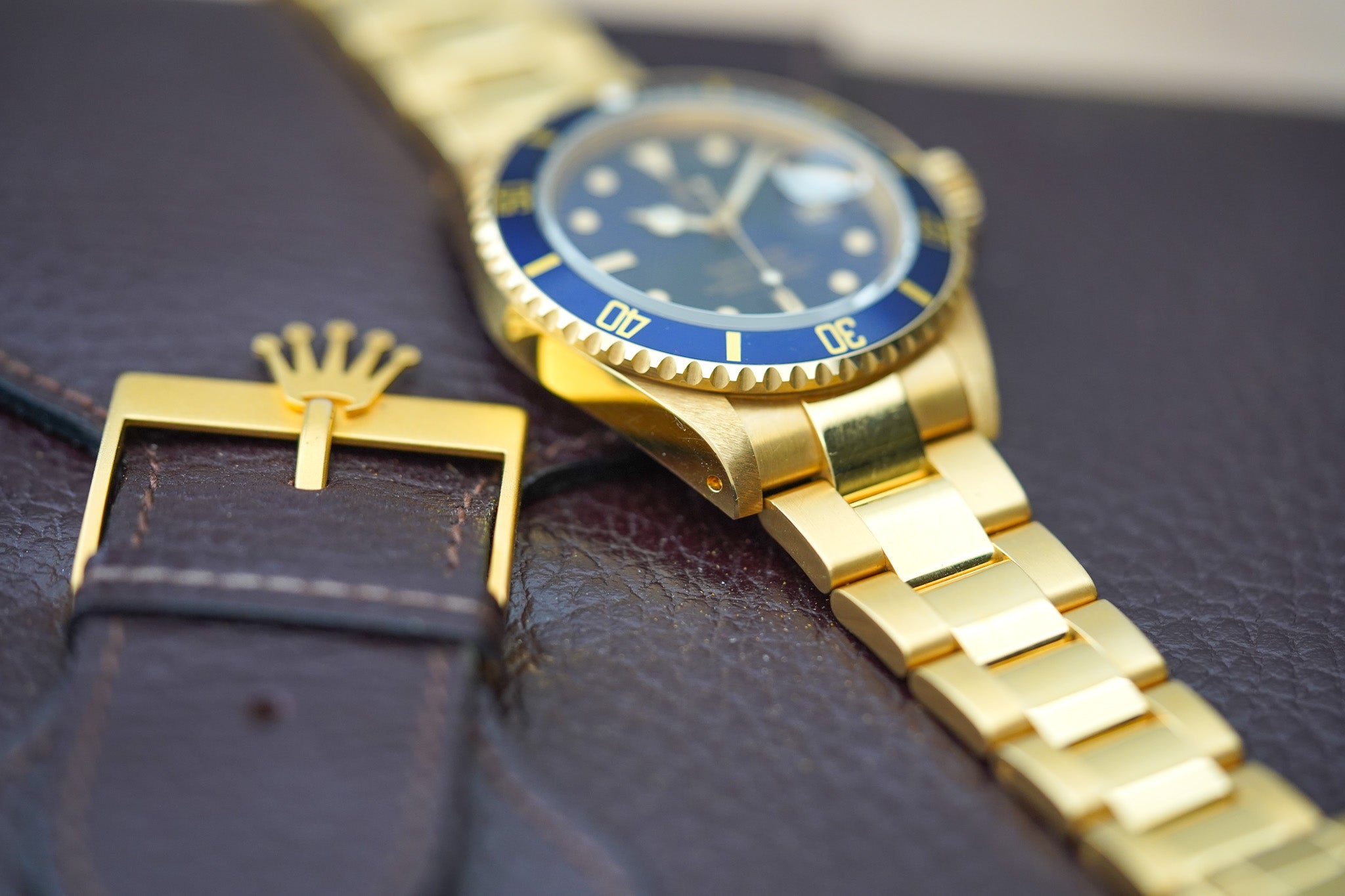 1990 Rolex Submariner 18K Yellow Gold 16618 'Blusey'