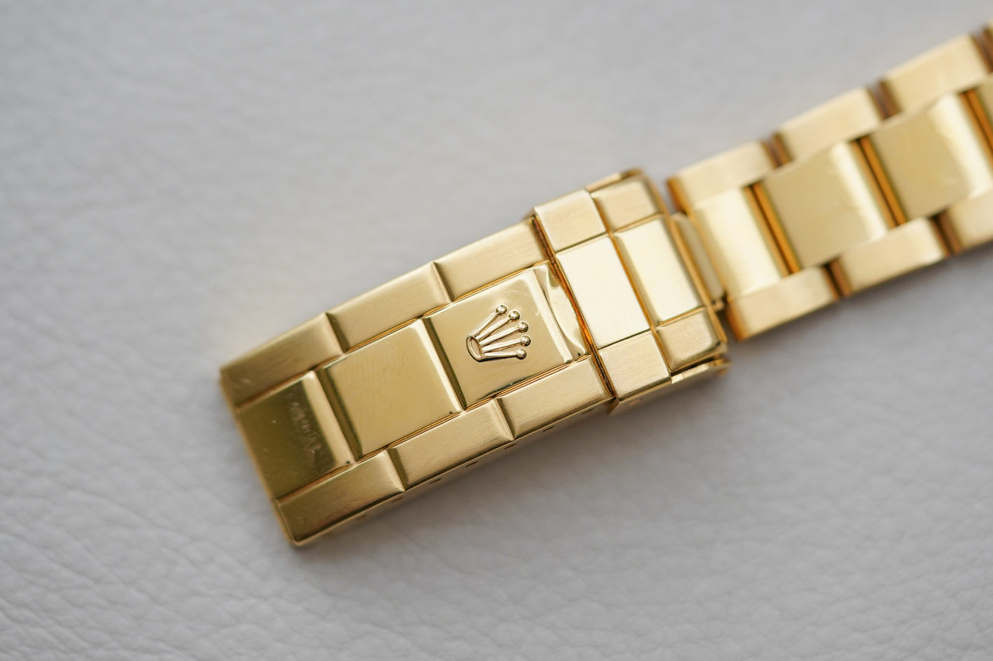 1990 Rolex Submariner 18K Yellow Gold 16618 'Blusey'