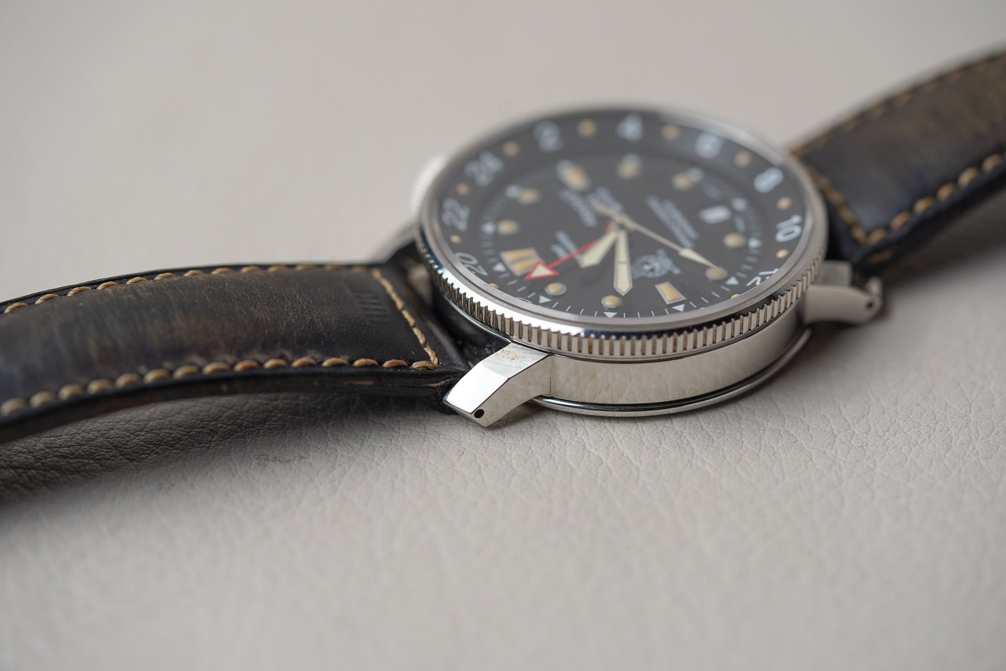 Arnold & Son GMT Timekeeper 18GM 787