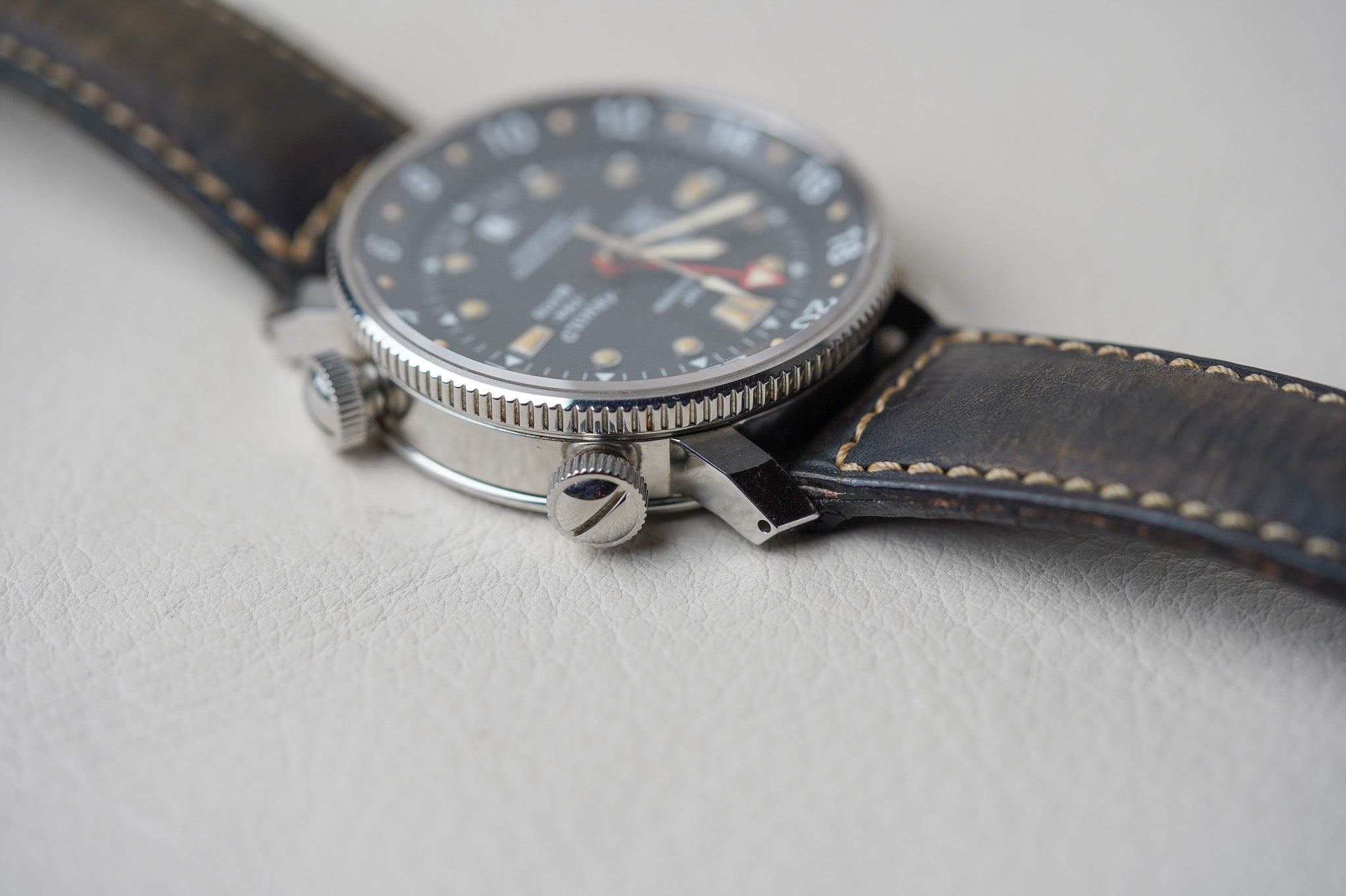 Arnold & Son GMT Timekeeper 18GM 787
