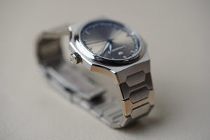 Atelier Wen Perception Grey Guilloché Dial