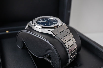 Audemars Piguet Royal Oak 15202ST "Jumbo" Extra Thin