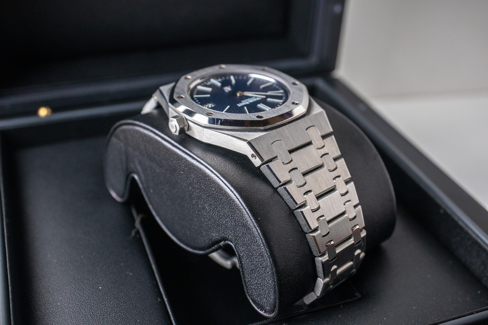 Audemars Piguet Royal Oak 15202ST "Jumbo" Extra Thin