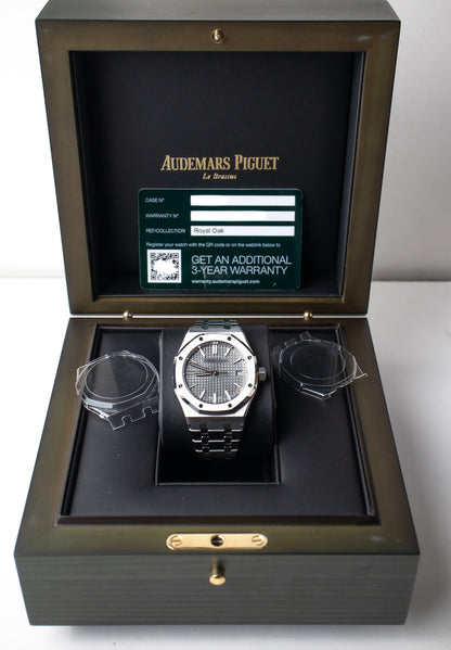 Audemars Piguet Royal Oak 15550ST 37mm Grey