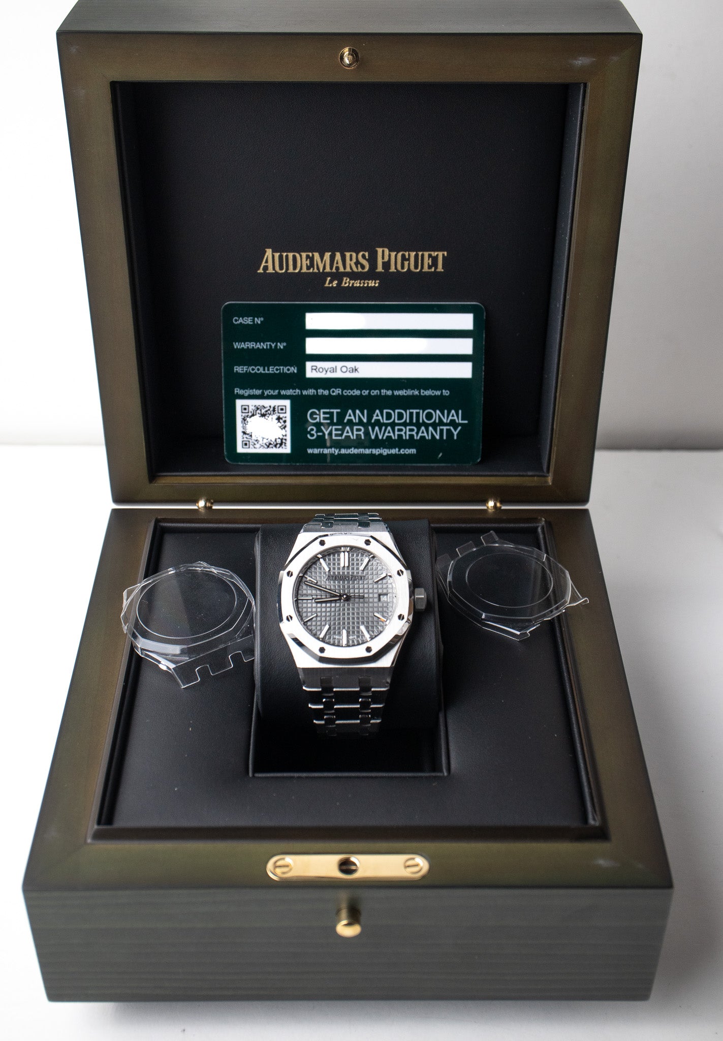 Audemars Piguet Royal Oak 15550ST 37mm Grey