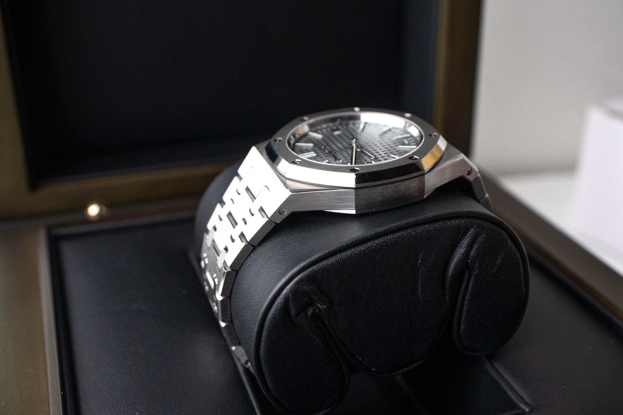 Audemars Piguet Royal Oak 15550ST 37mm Grey