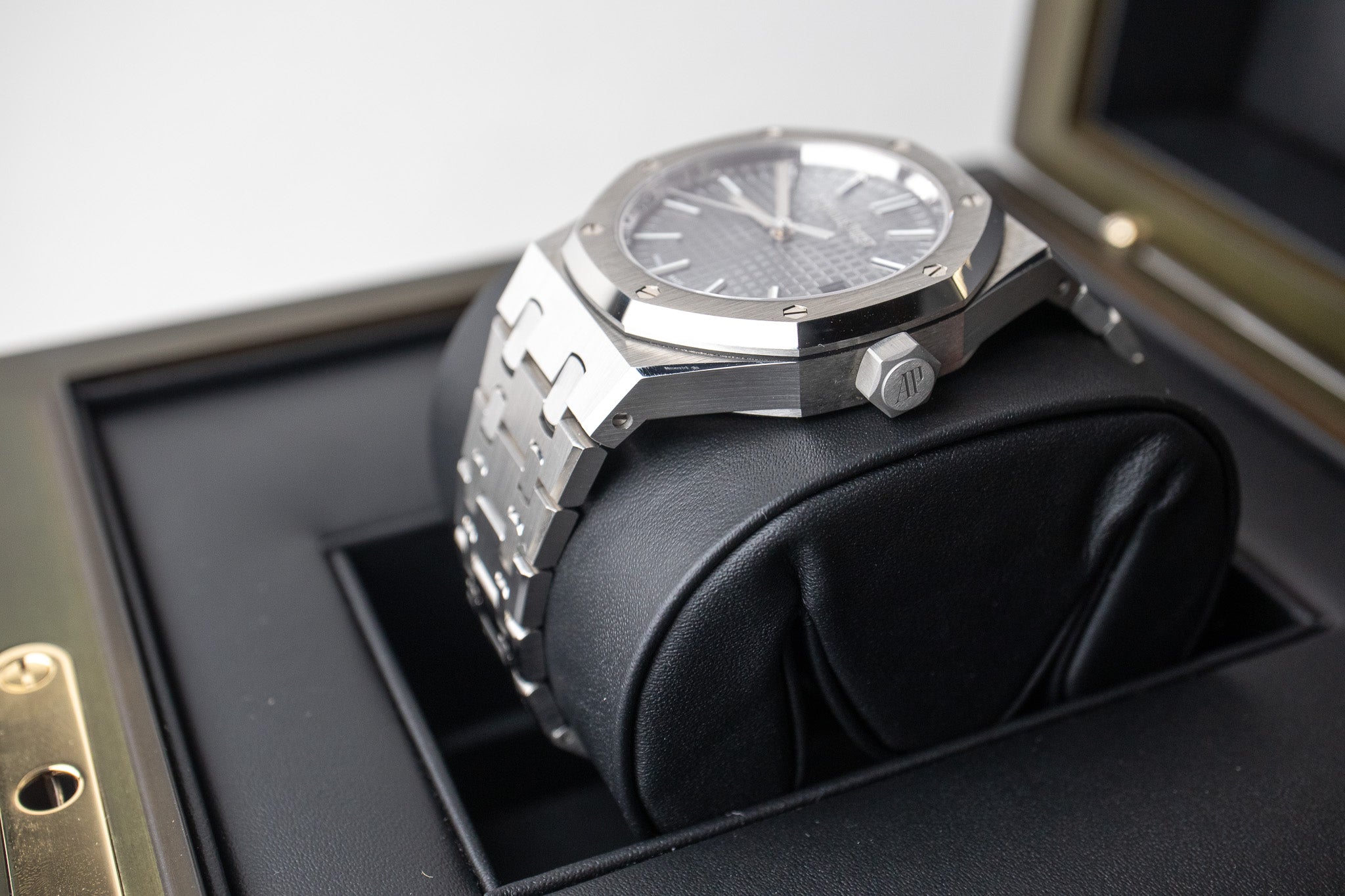 Audemars Piguet Royal Oak 15550ST 37mm Grey