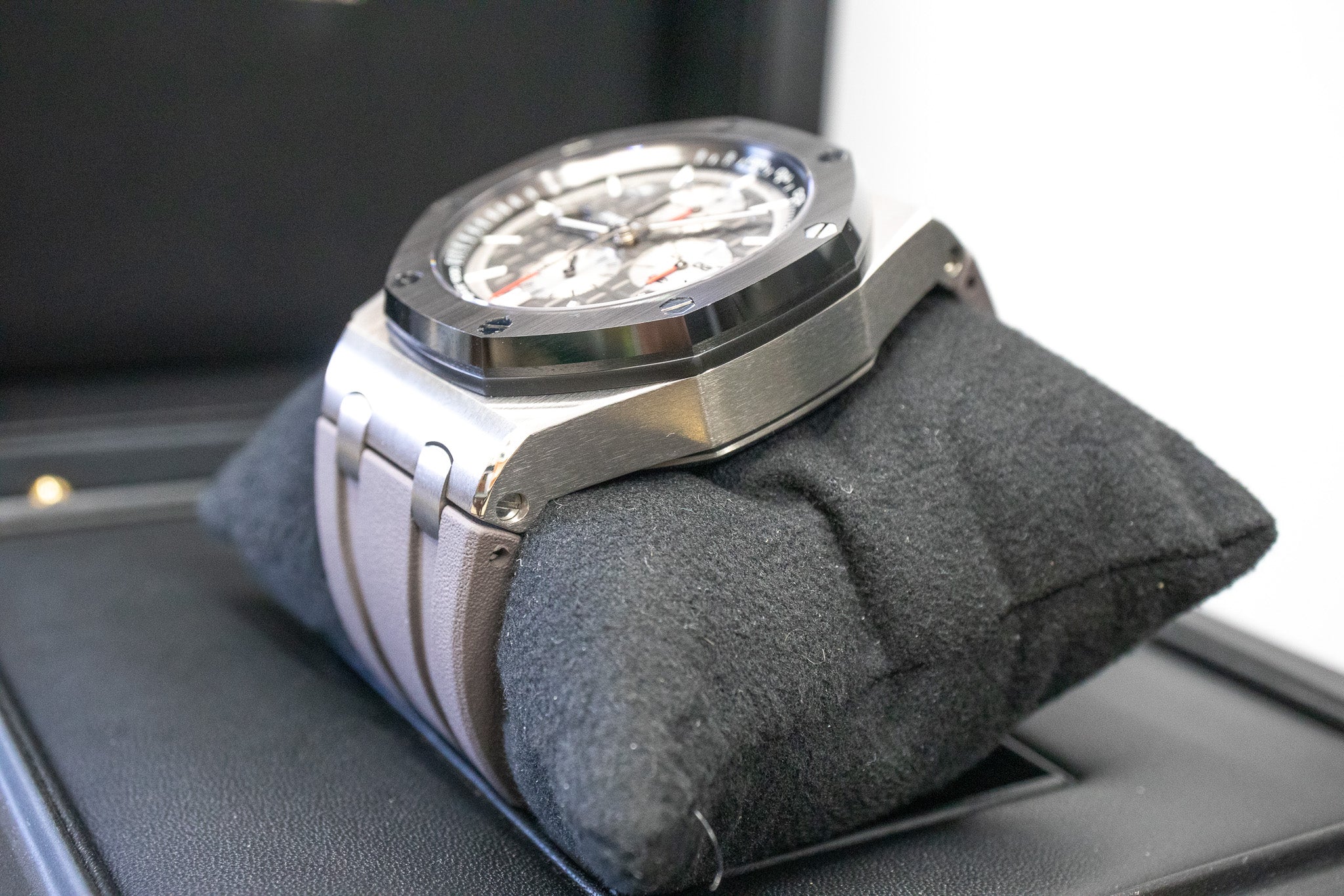 Audemars Piguet Royal Oak Offshore Chronograph 26400IO.OO.A004CA.01.A