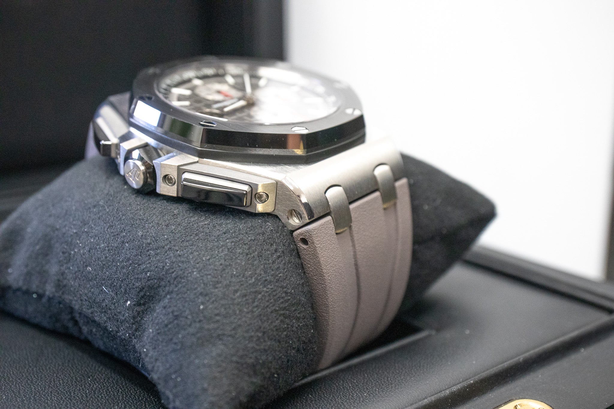 Audemars Piguet Royal Oak Offshore Chronograph 26400IO.OO.A004CA