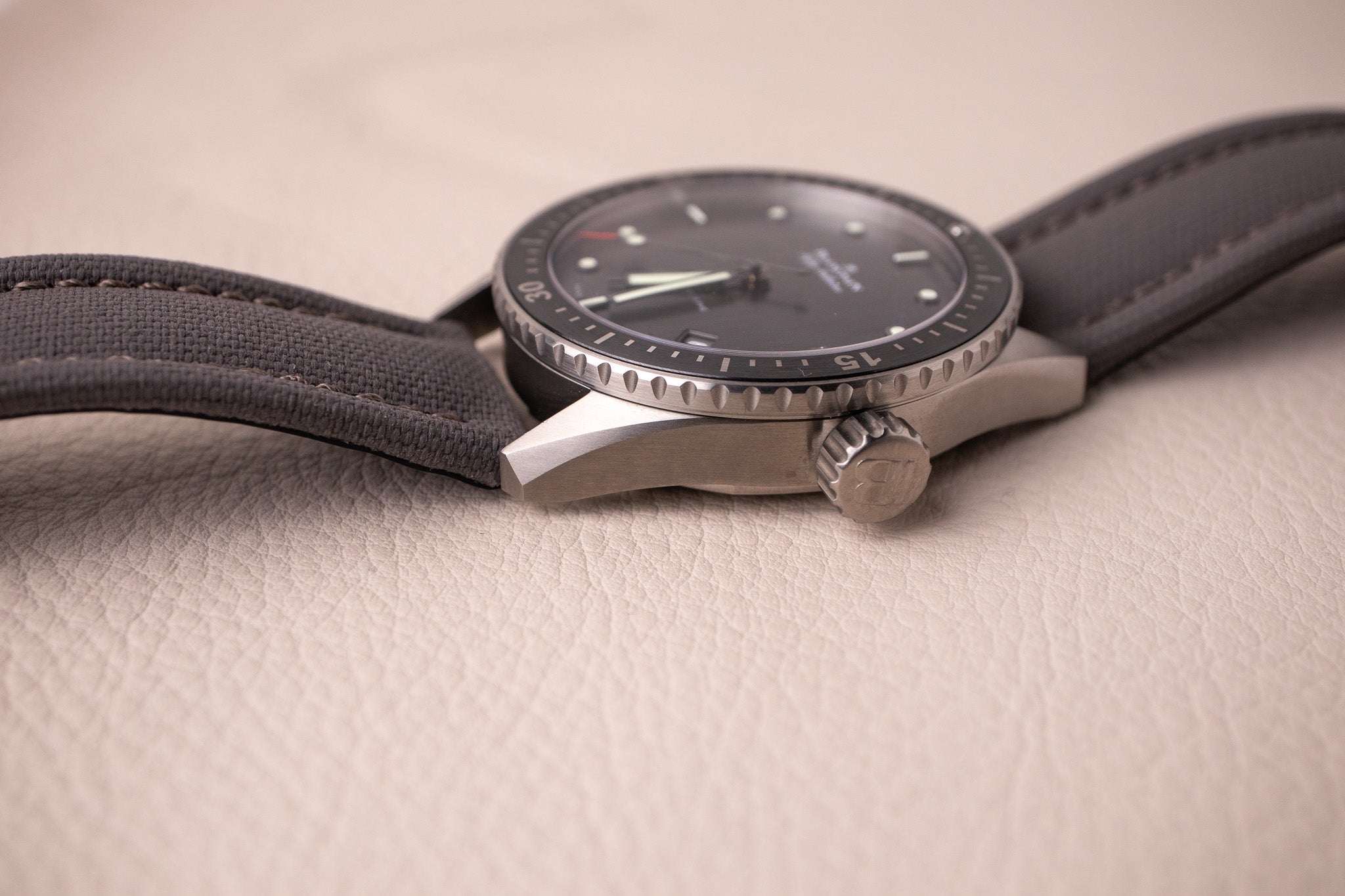 Blancpain Fifty Fathoms Bathyscaphe 5000 1210 G52A