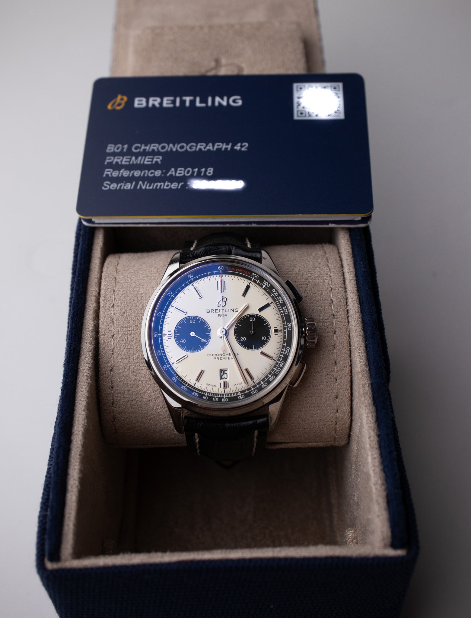 Breitling Premier B01 Chronograph 42 AB0118