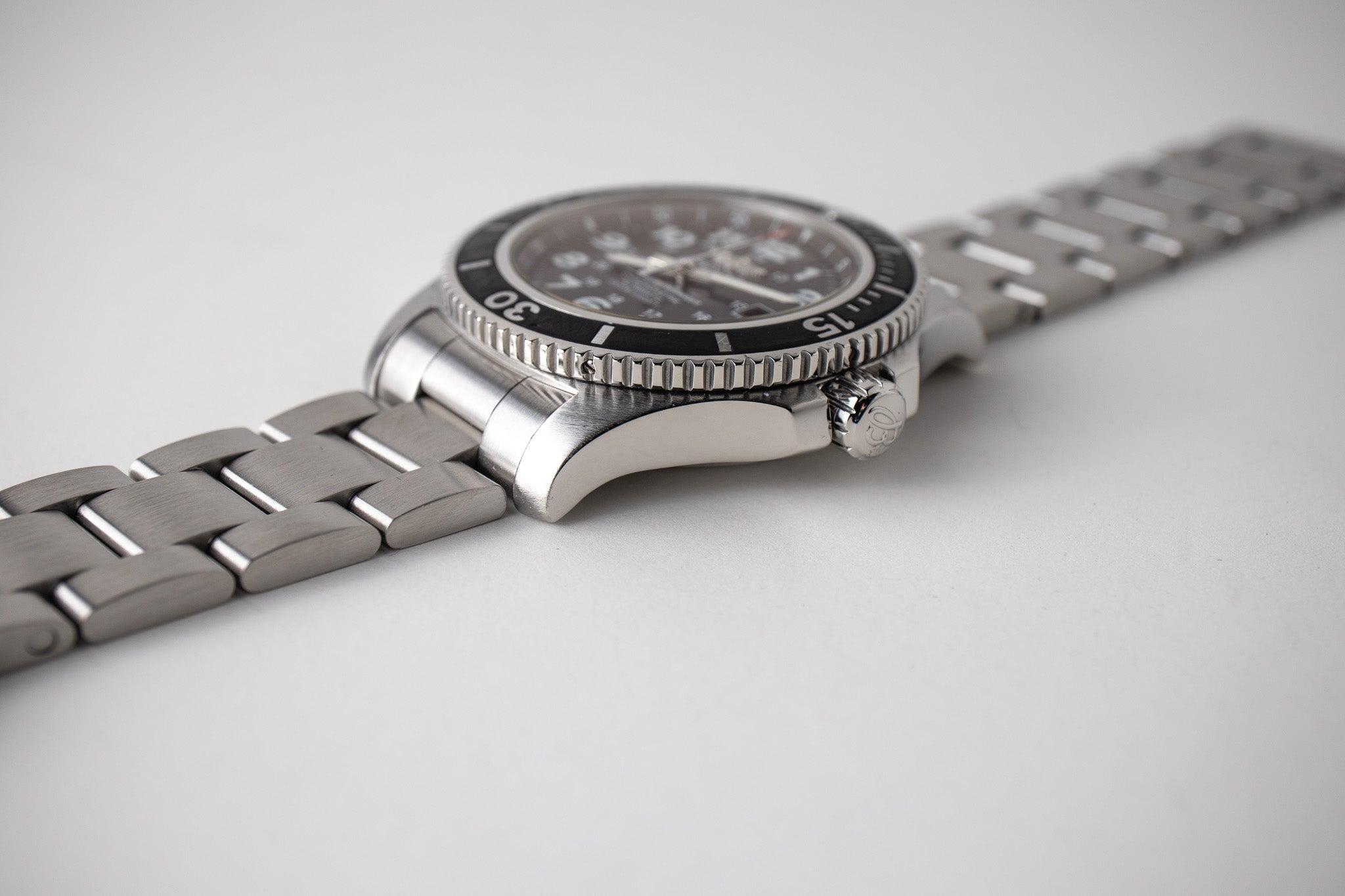 Breitling Superocean II 44 A17392 – Belmont Watches