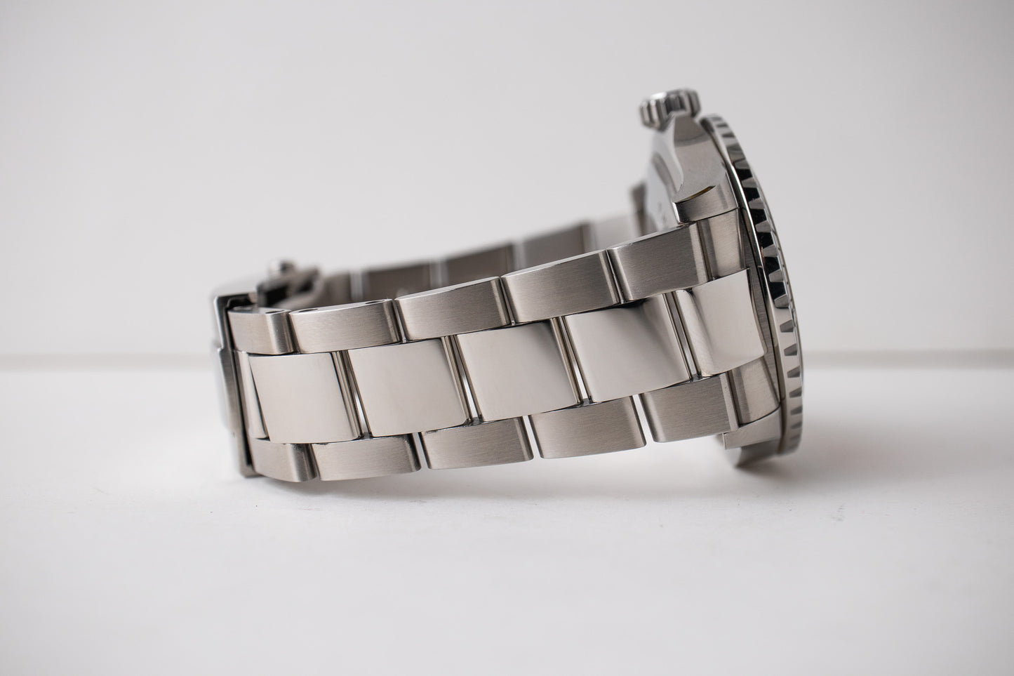 Breitling Superocean Kelly Slater A17375