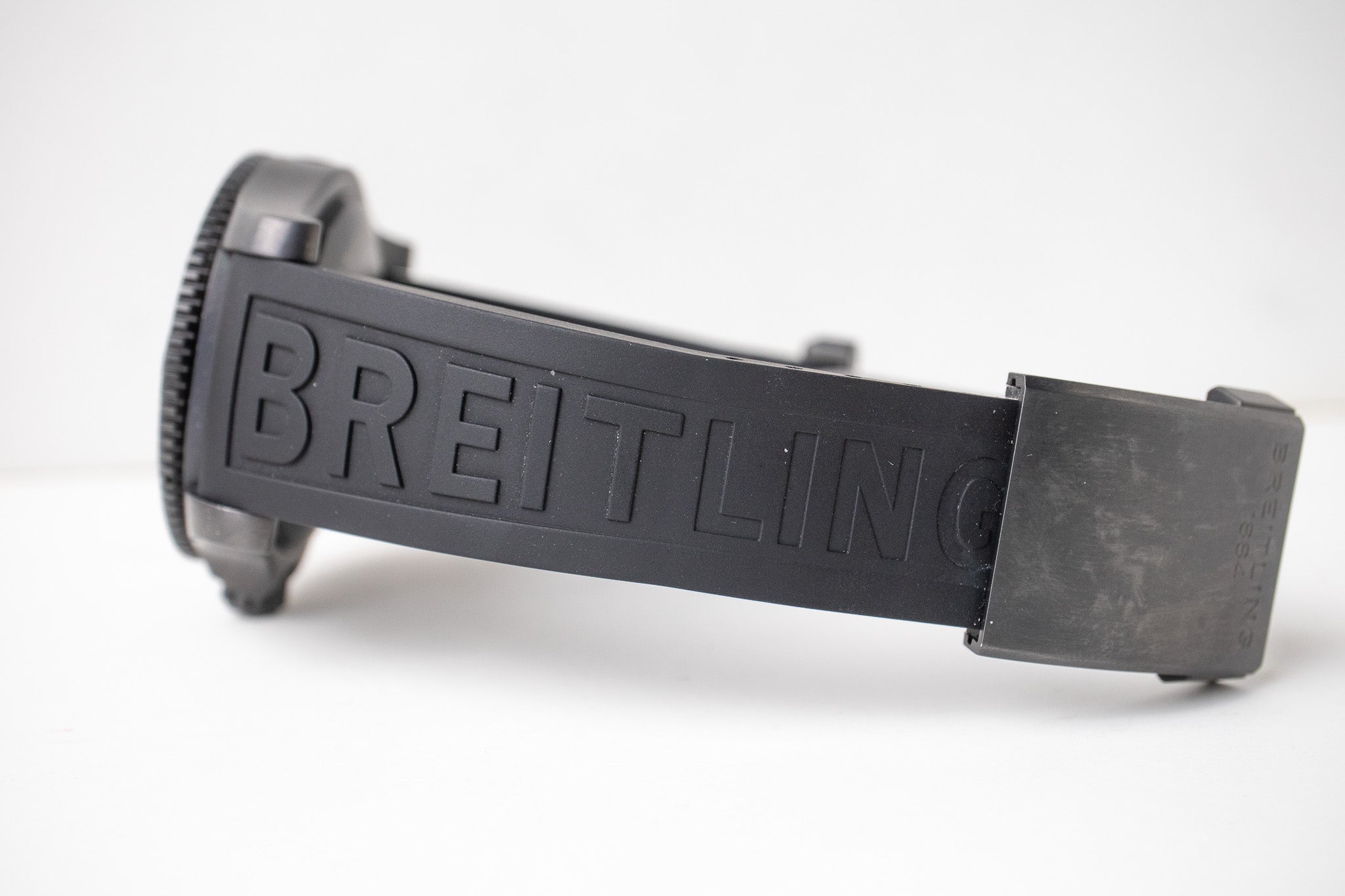 Breitling Superocean 2 Blacksteel 46 M17368
