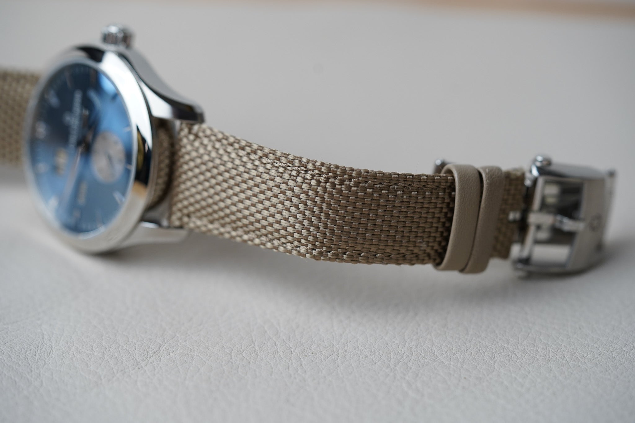 Carl F. Bucherer Manero Peripheral BigDate 00.10926.08.53.01