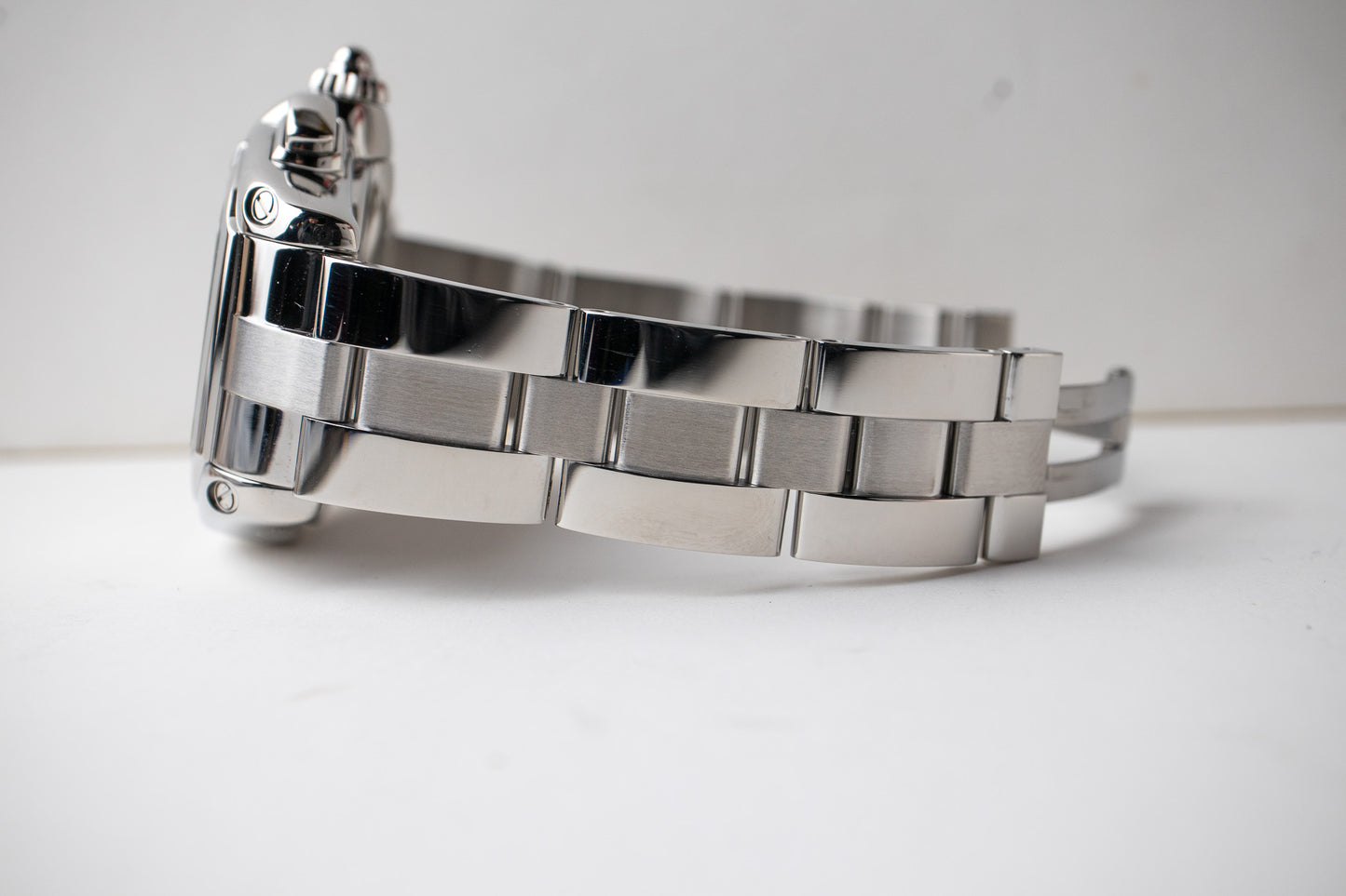 Cartier Roadster XL Chronograph 2618 W62019X6