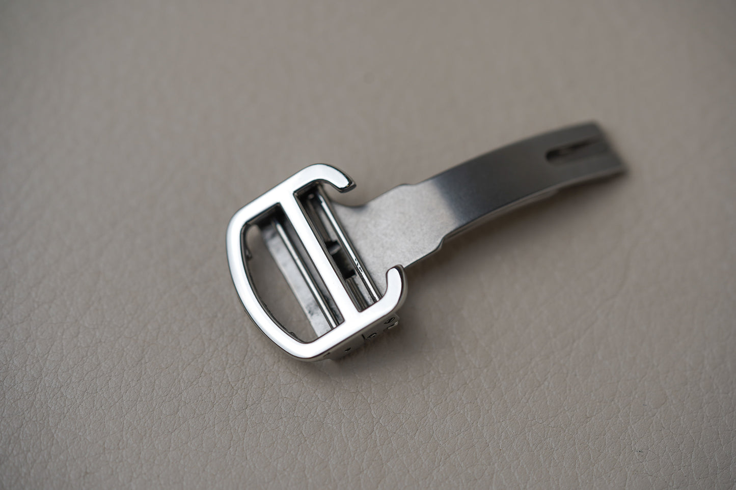 Cartier Ronde Solo De Cartier WSRN0021