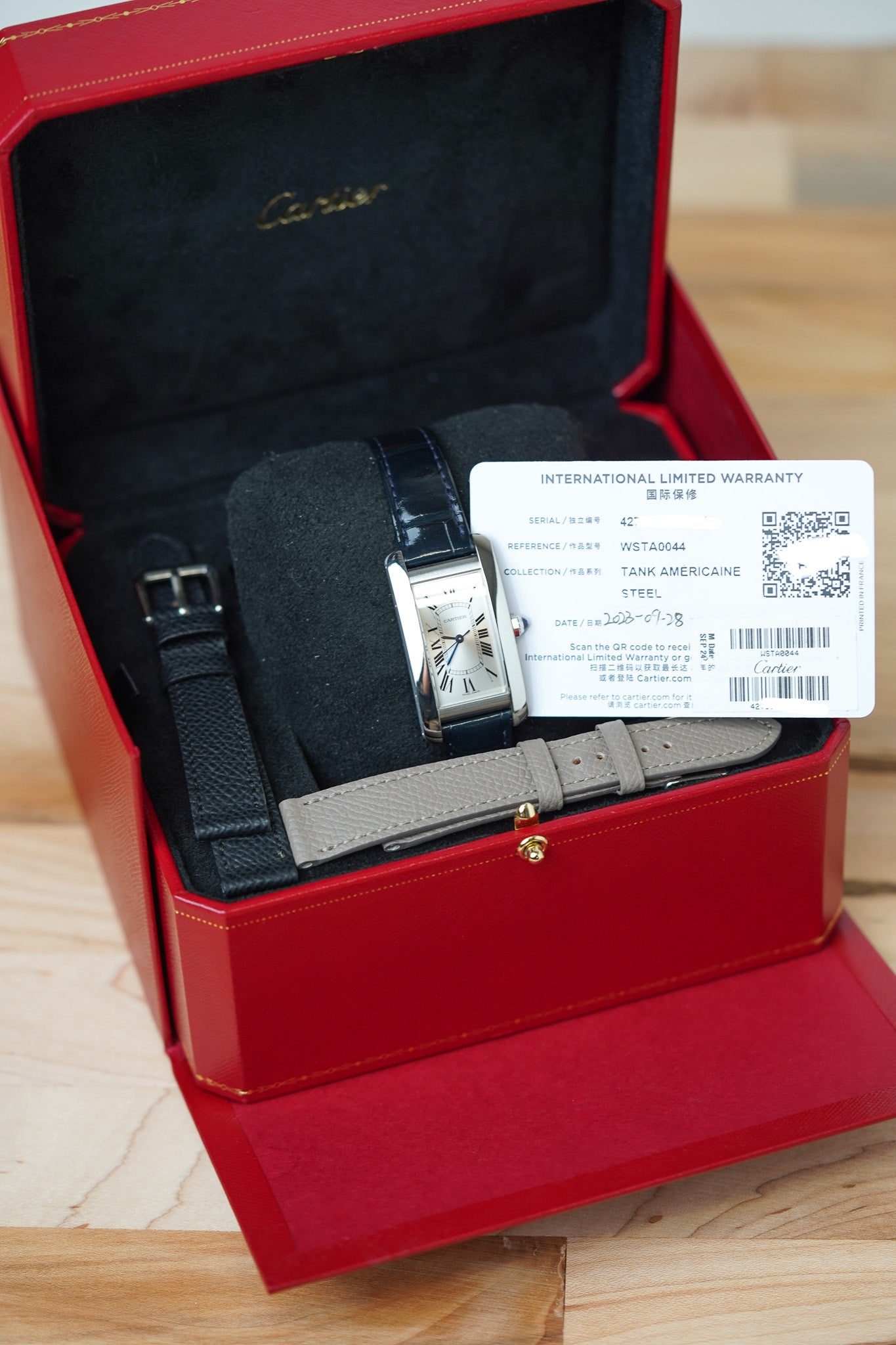 Cartier Tank Américaine Medium WSTA0044