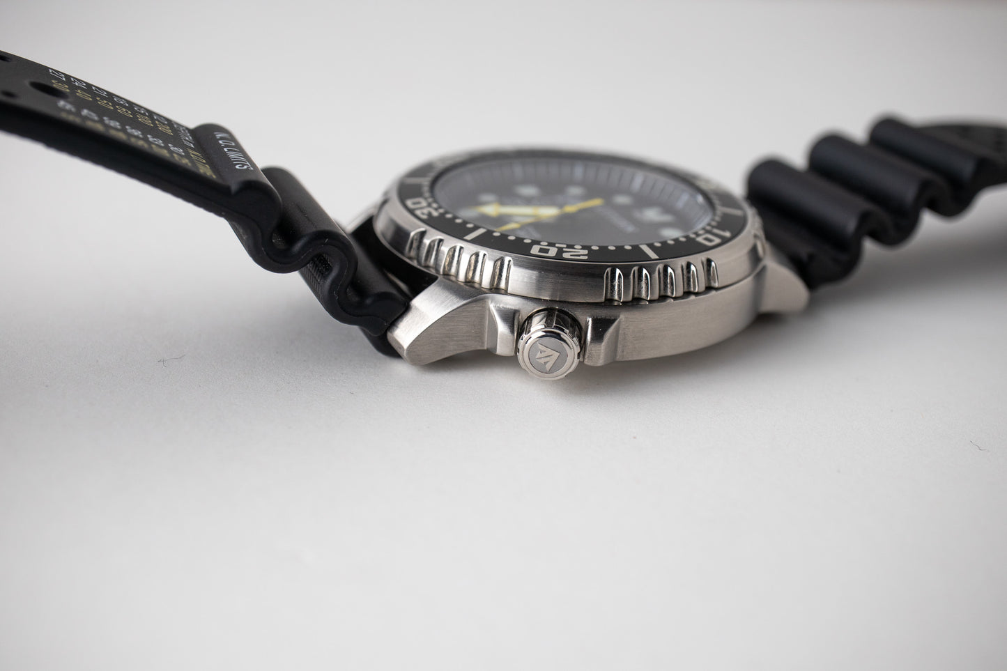 Citizen Pro-Master Eco-Drive Snoopy E168-S120314