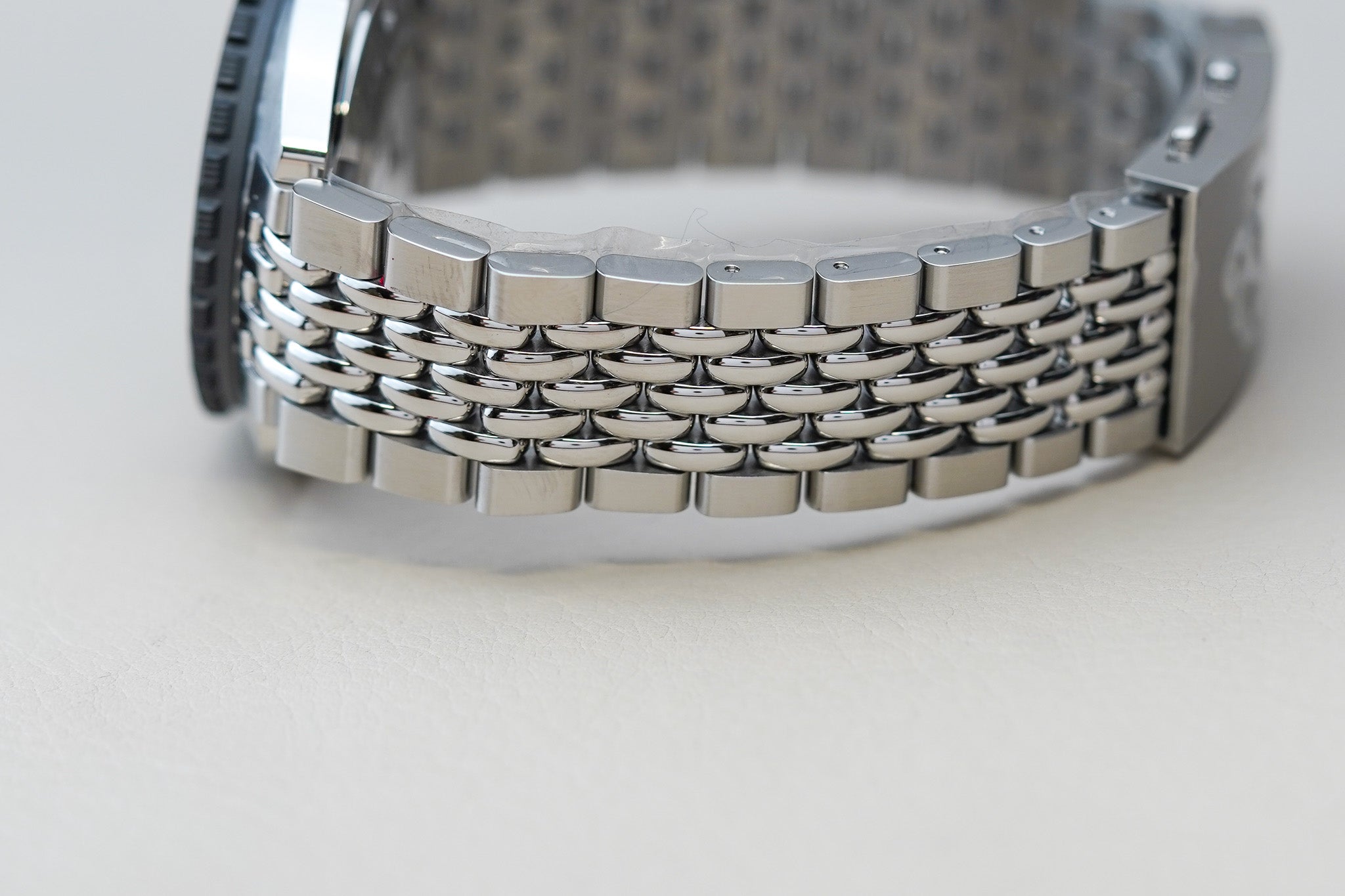 Pre Order - Doxa SUB 300 Beta 'Minehunter' For Active Duty and Retired Navy EOD (50% Deposit)