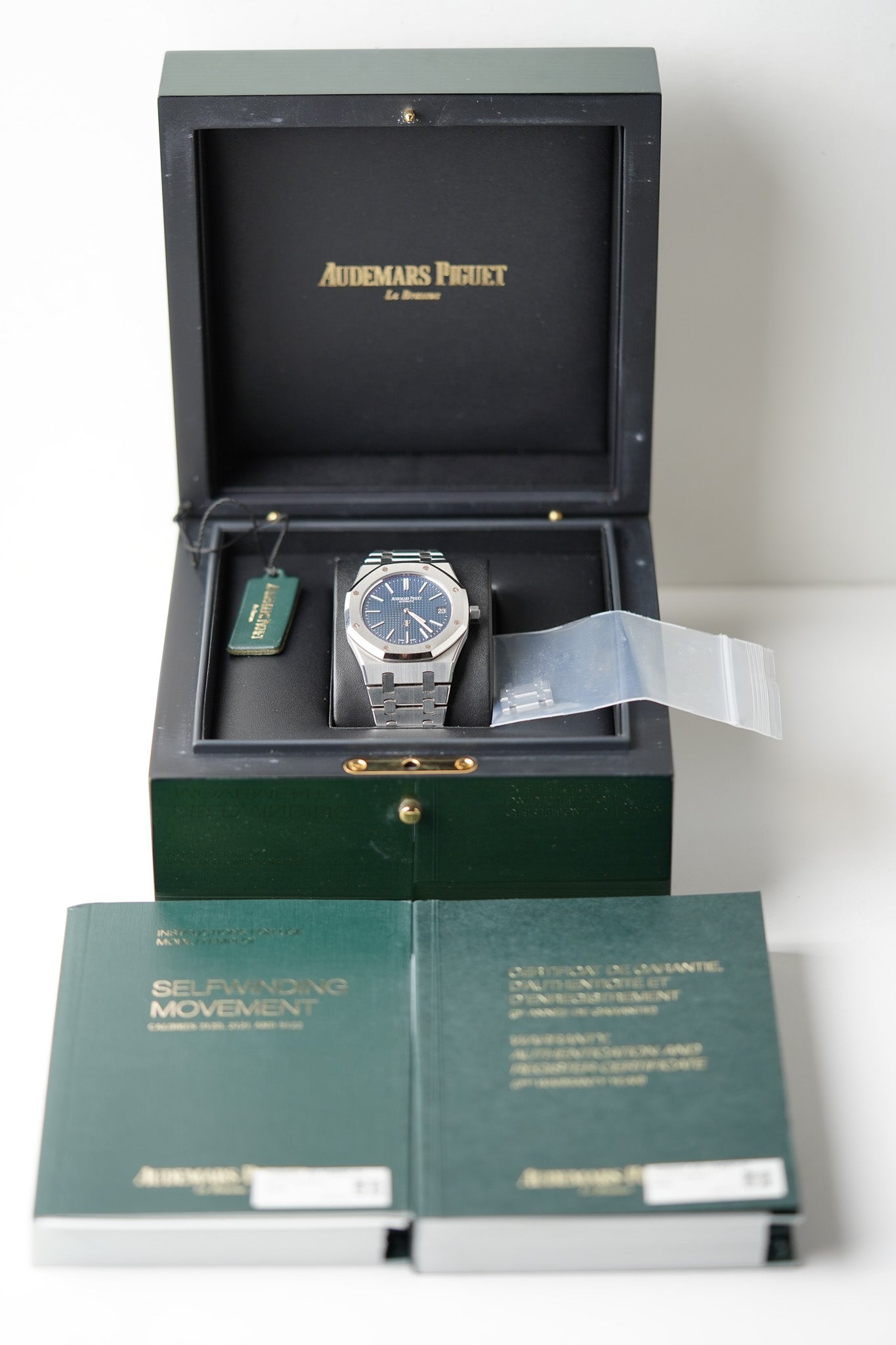 Audemars Piguet Royal Oak 15202ST "Jumbo" Extra Thin