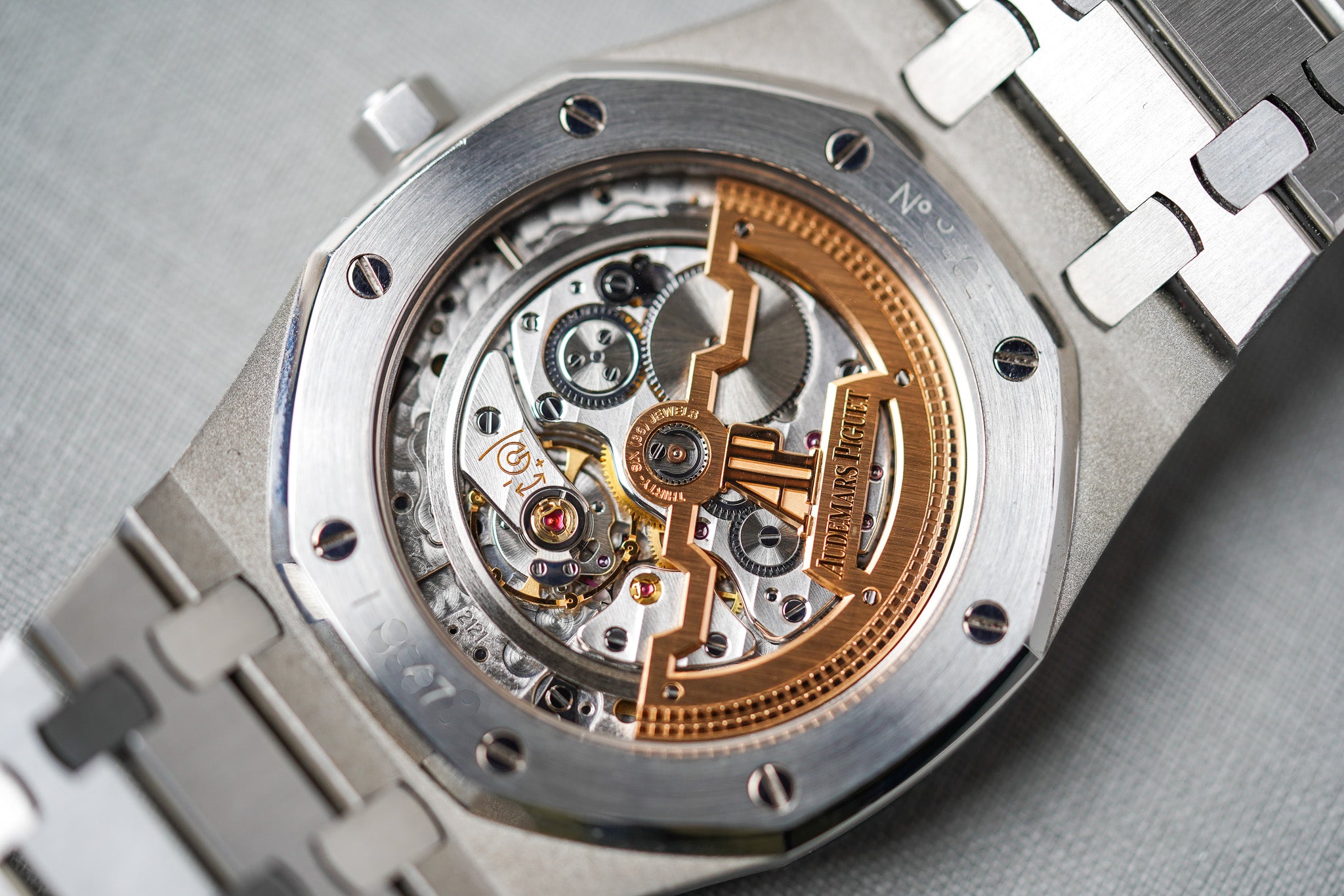 Audemars Piguet Royal Oak 15202ST "Jumbo" Extra Thin