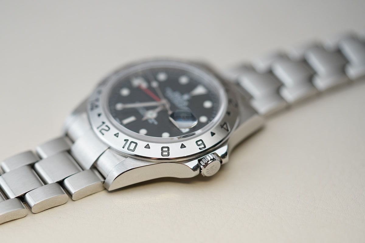 Rolex Explorer II 16570 Black 'Engraved Rehaut'