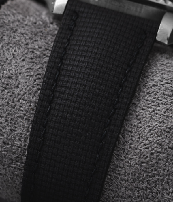 Delugs Black Sailcloth Signature Strap