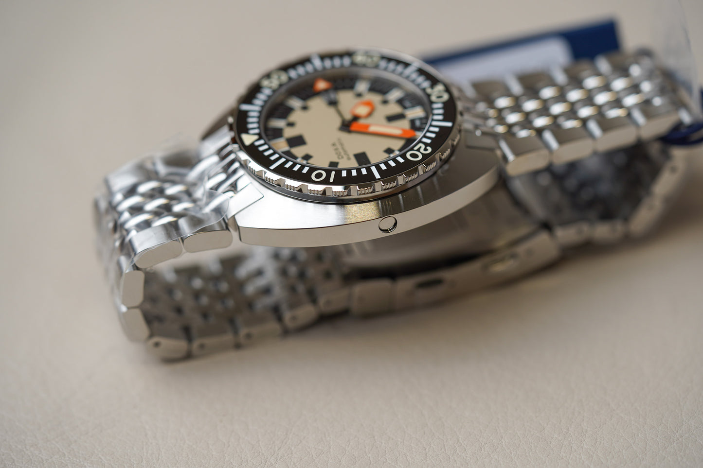 Doxa ARMY Black Steel Bezel 785.10.031.10