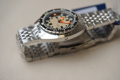 Doxa ARMY Black Steel Bezel 785.10.031.10