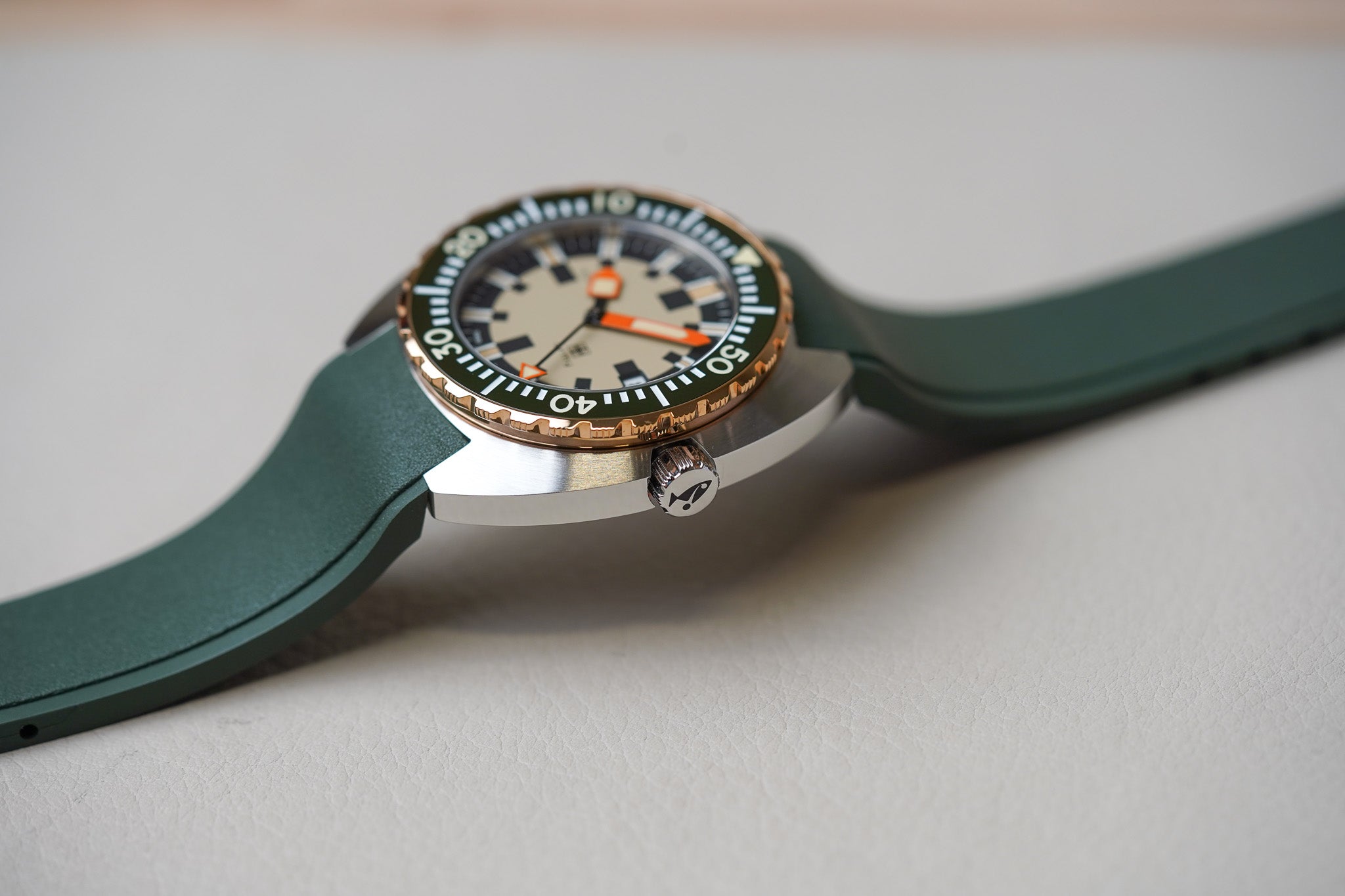 Doxa ARMY Bronze Bezel Rubber 785.60.031.26