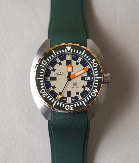 Doxa ARMY Bronze Bezel Rubber 785.60.031.26