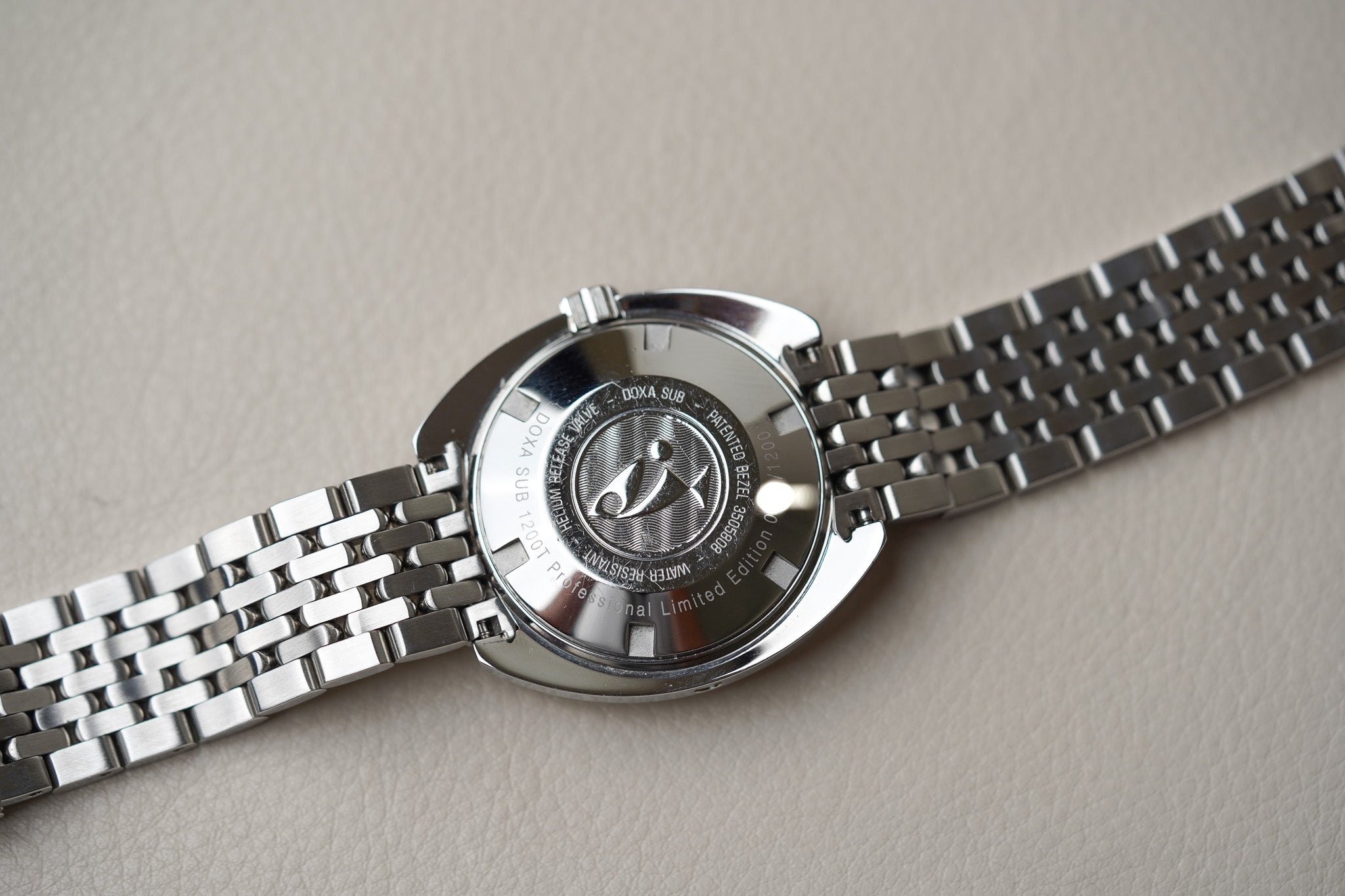 Doxa SUB 1200T Professional Limited Edition 872.10.351.10