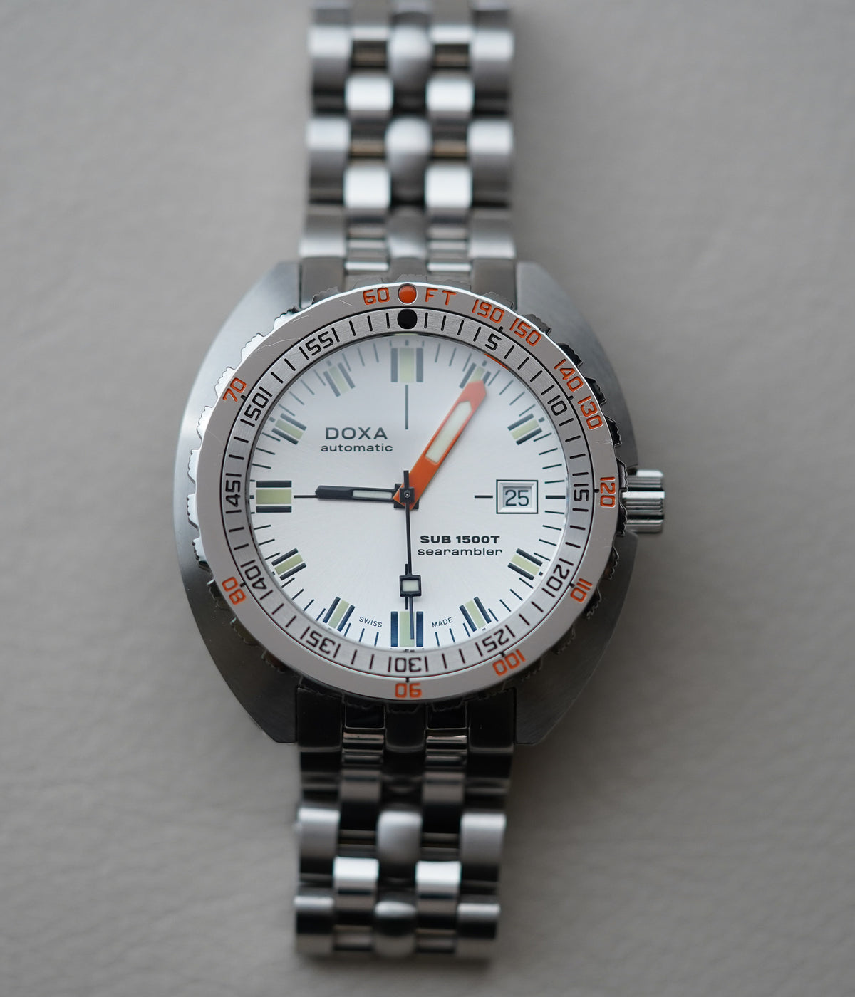 Doxa SUB 1500T Searambler 883.10.021.10