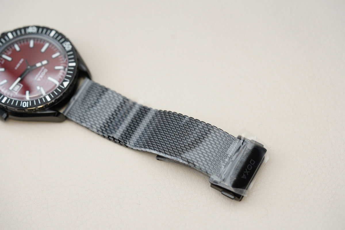 Doxa SUB 200 II Redcoral 795.70.161.15
