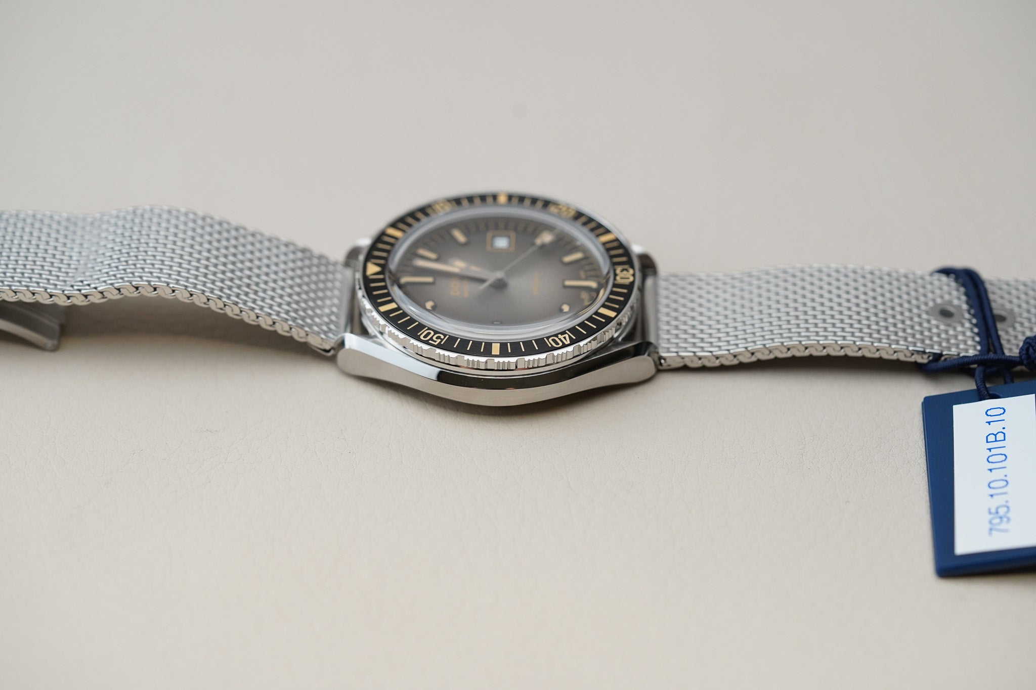 Doxa SUB 200 II Sharkhunter Vintage 795.10.101B.10 Black Insert