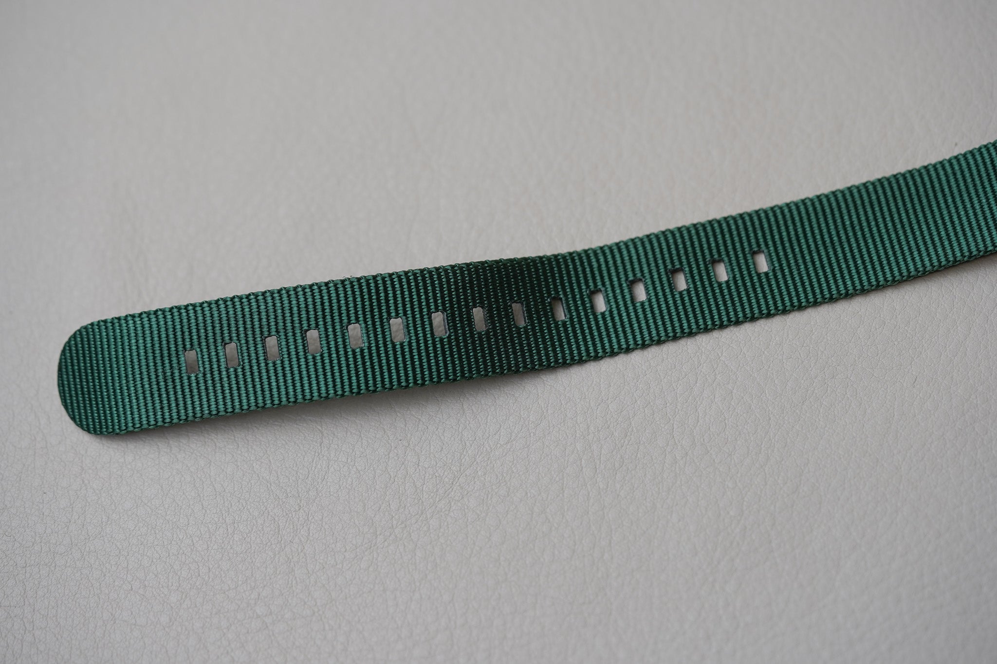 Doxa SUB 200 Sea Emerald Steel Inlay NATO 796.10.131.26-N