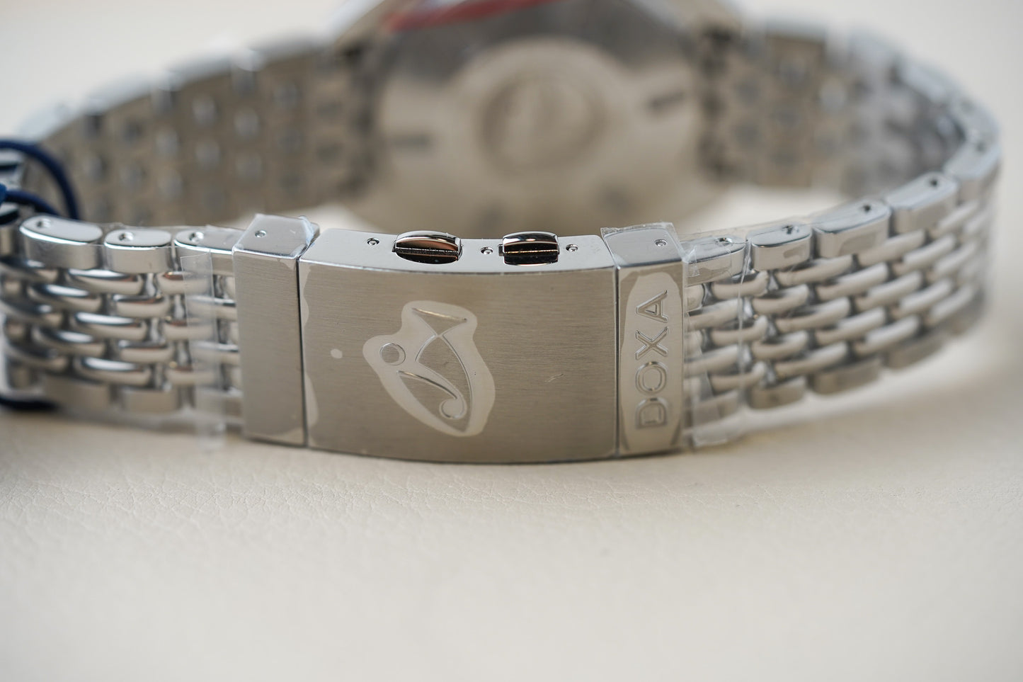 Doxa SUB 200T Caribbean Sunray 804.10.201S.10