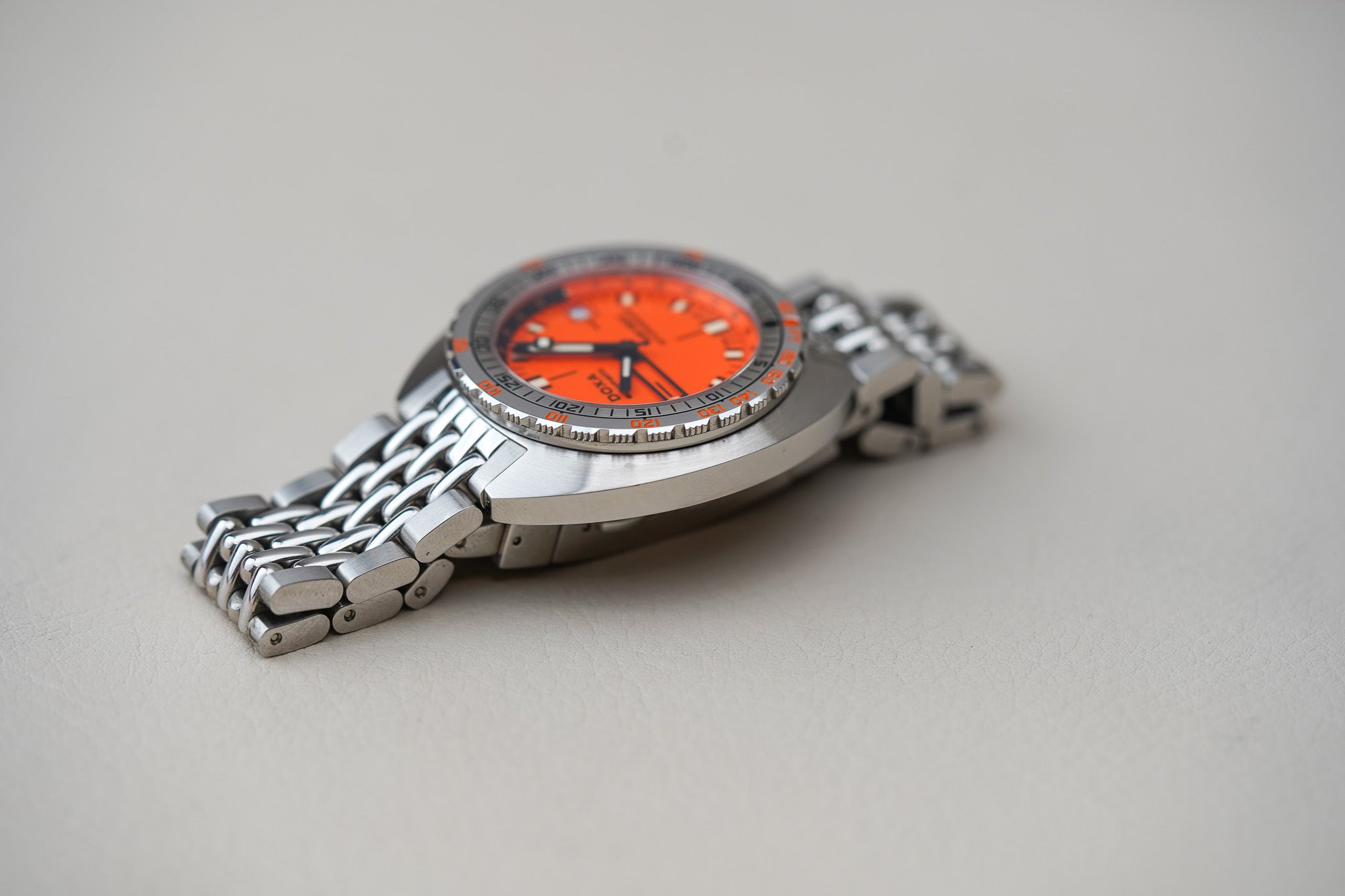Doxa SUB 250T GMT Professional 855.10.351.10