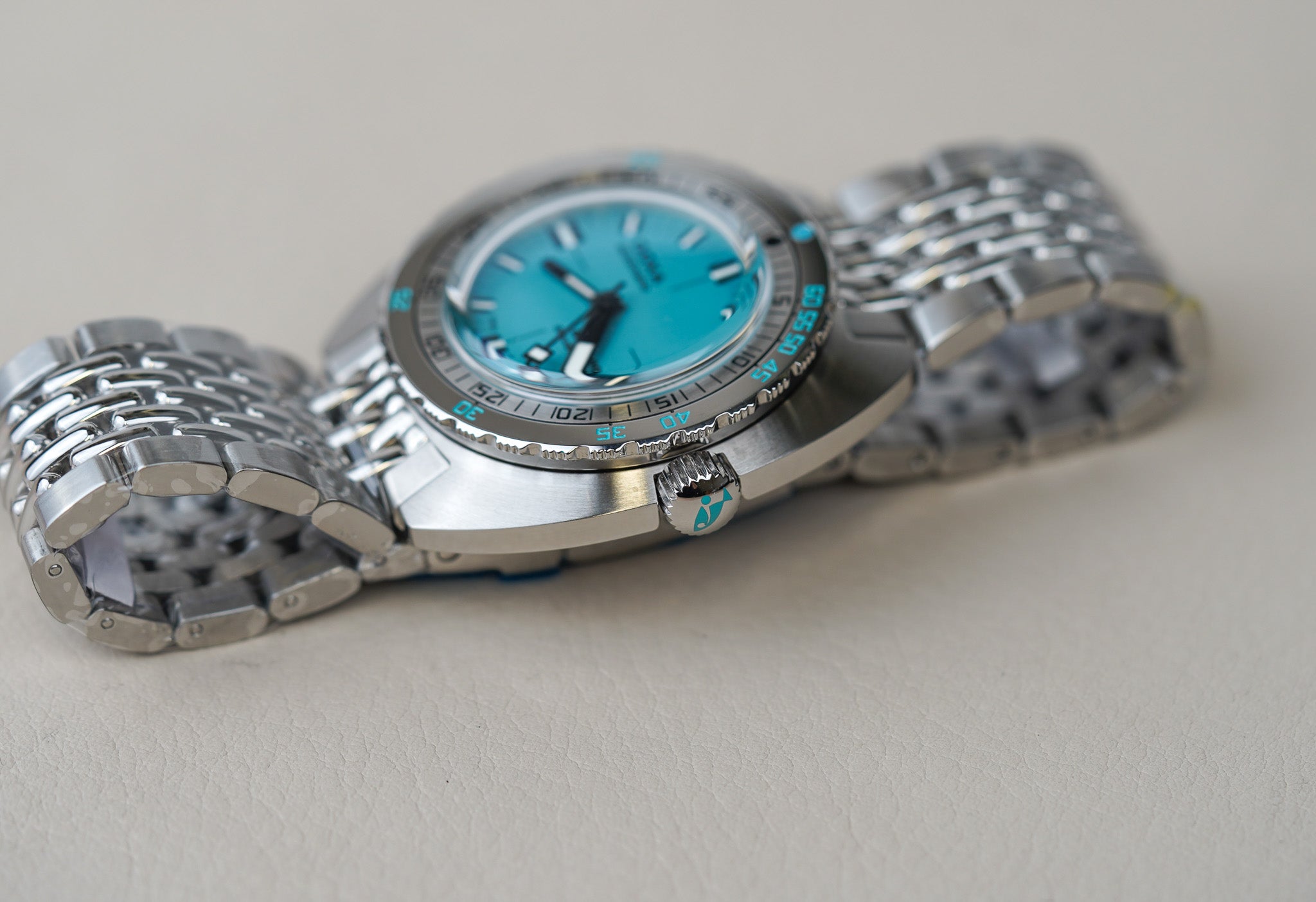 Doxa SUB 300 Aquamarine 821.10.241.10