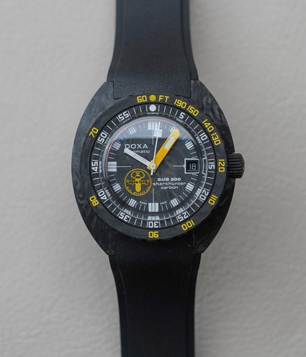 Doxa SUB 300 Carbon Aqua Lung US Divers Sharkhunter 822.70.101AQL.20 Limited