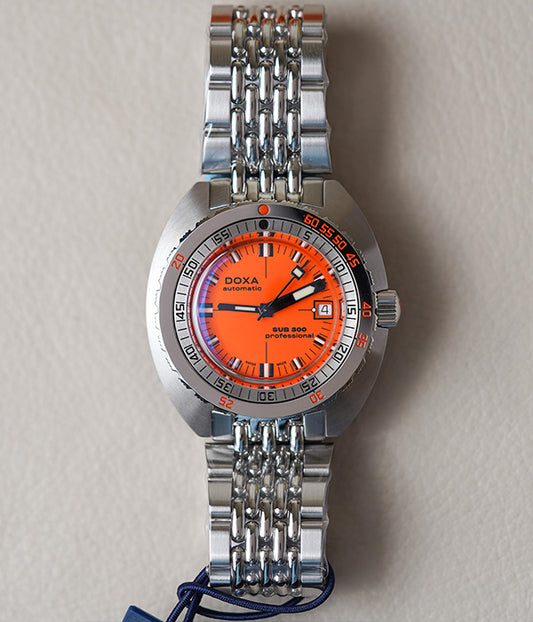 Doxa SUB 300 Professional 821.10.351.10
