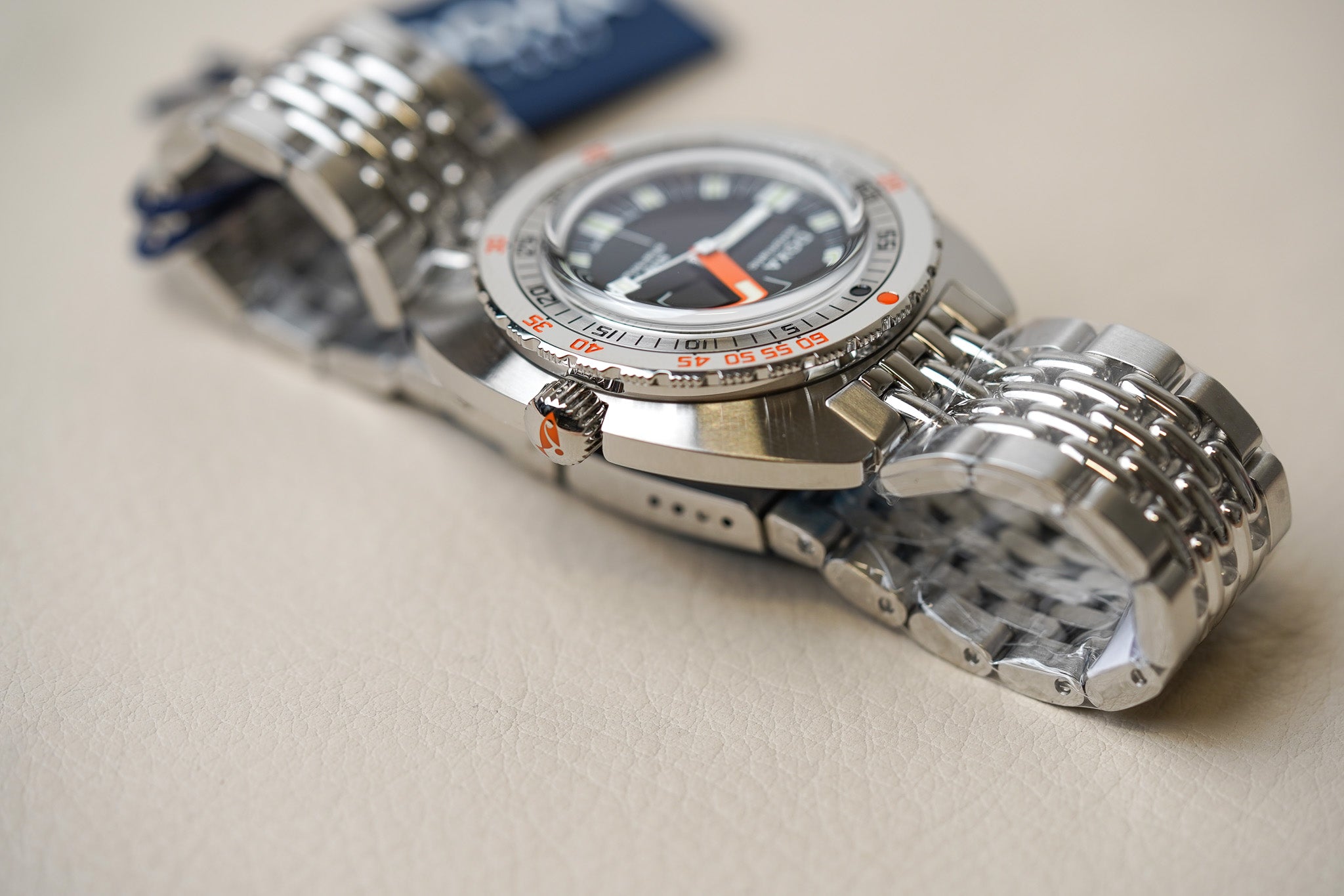 Doxa SUB 300 Sharkhunter 821.10.101.10